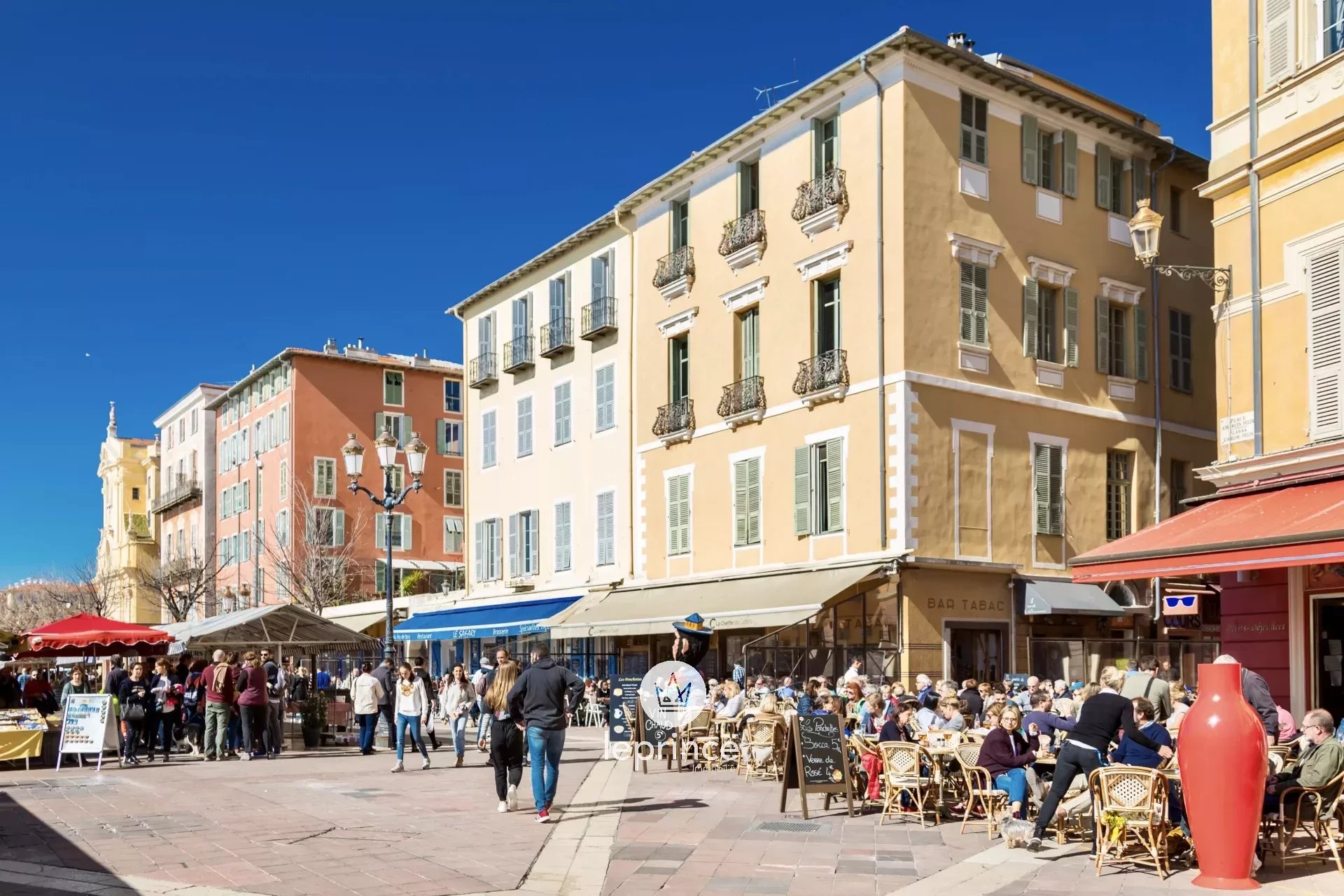 Vieux-Nice / Cours Saleya - Appartement 3/4 Pièces 82m2 - Vue Mer
