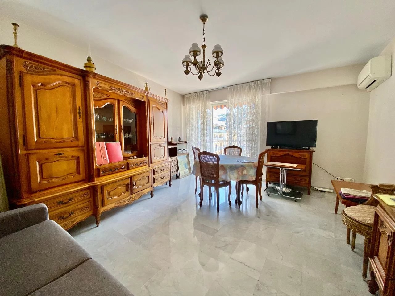 Appartement  3 Rooms 61.4m2  for sale   270 000 €