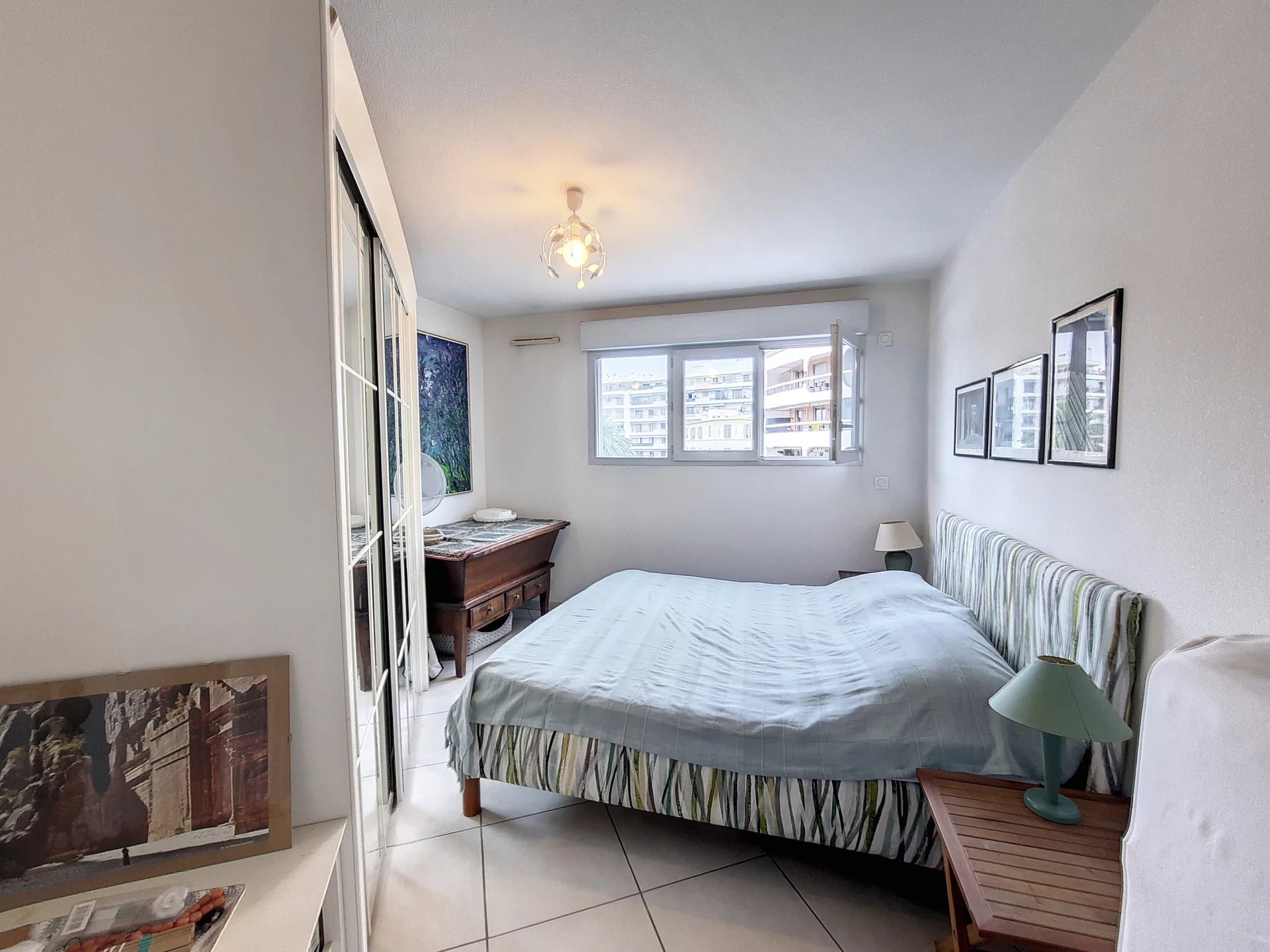 3-ROOM TOWN CENTRE FLAT