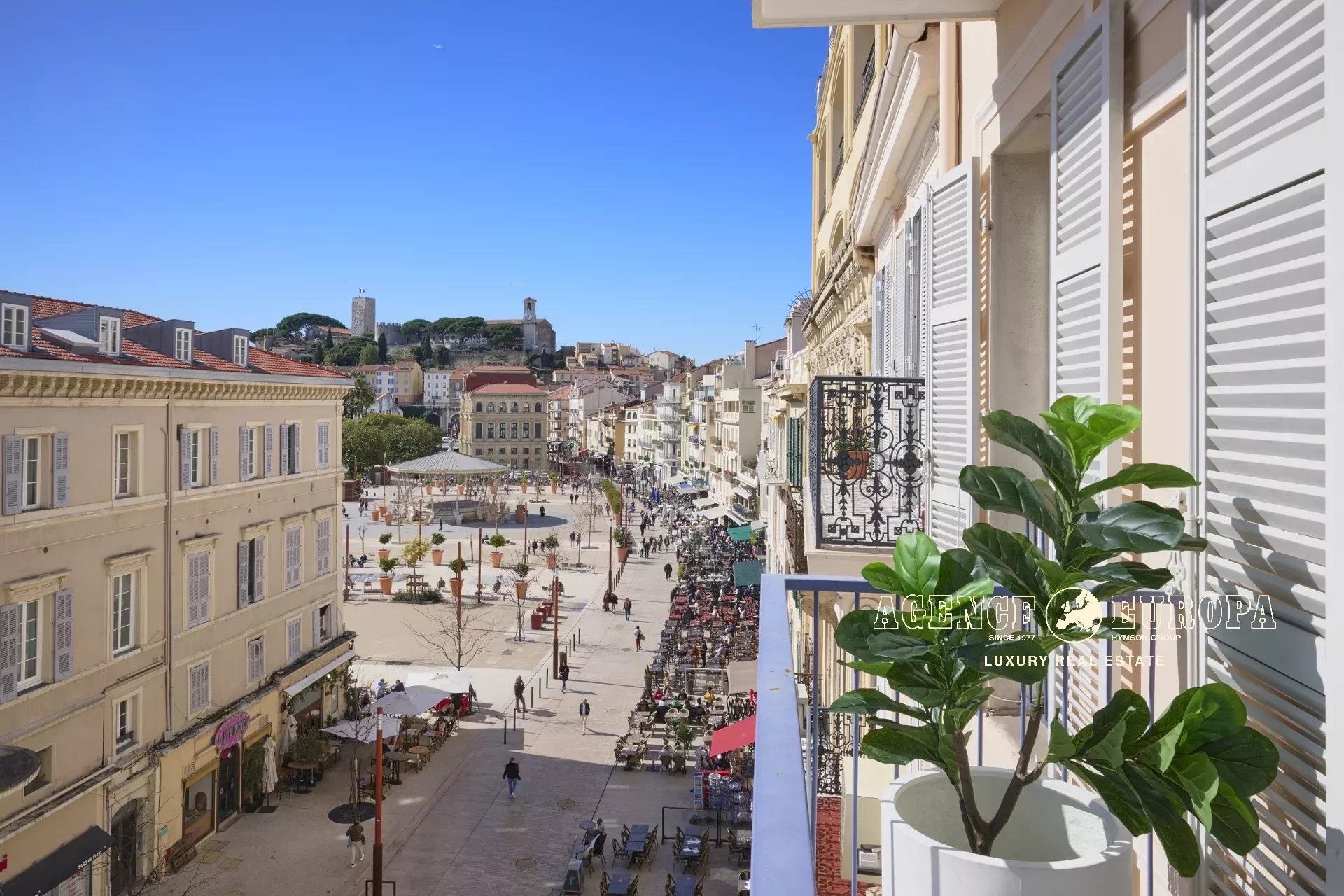 CANNES - VIEUX PORT - APARTMENT WITH SEA VIEW