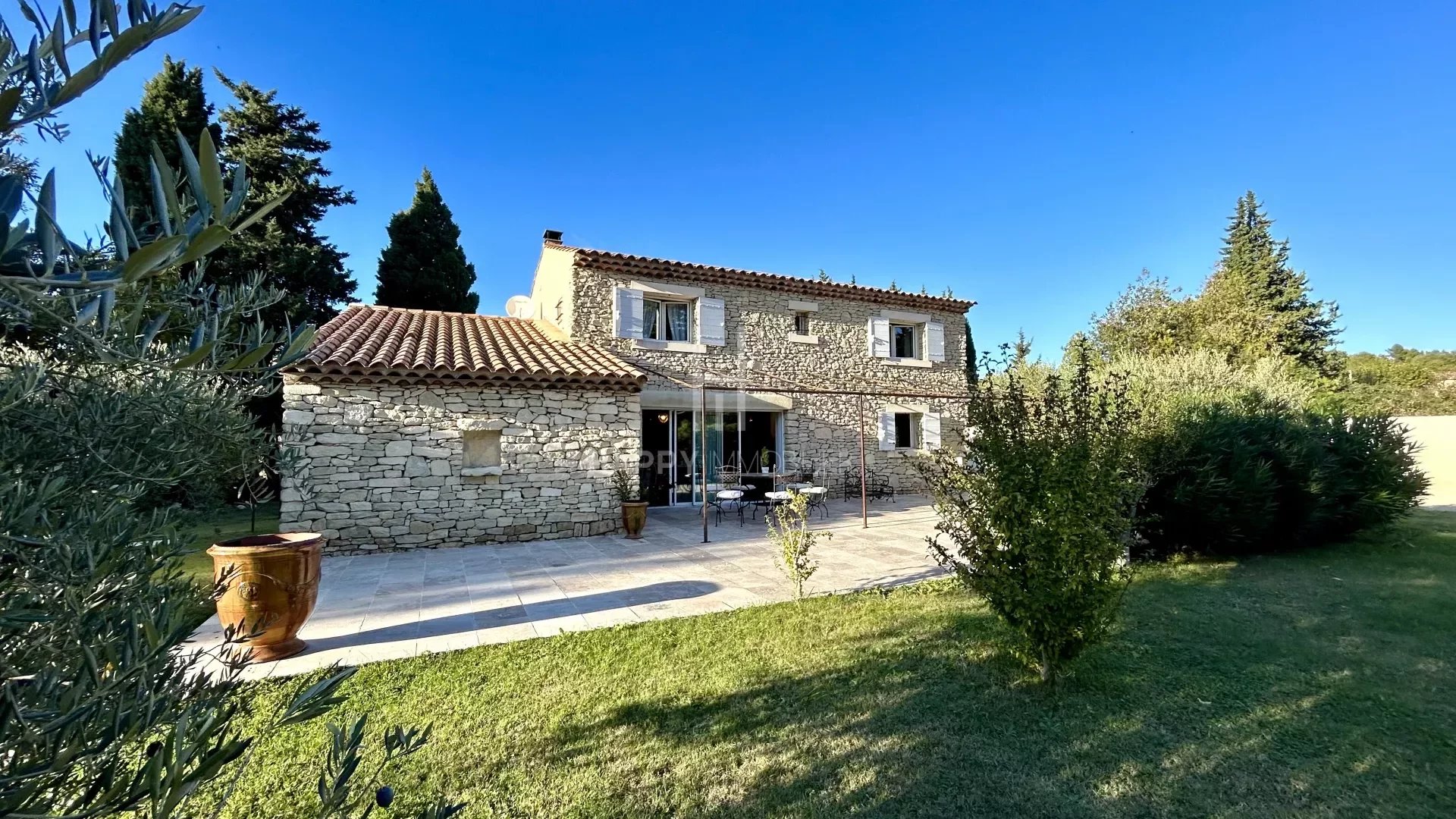 Charming house between Luberon and Alpilles
