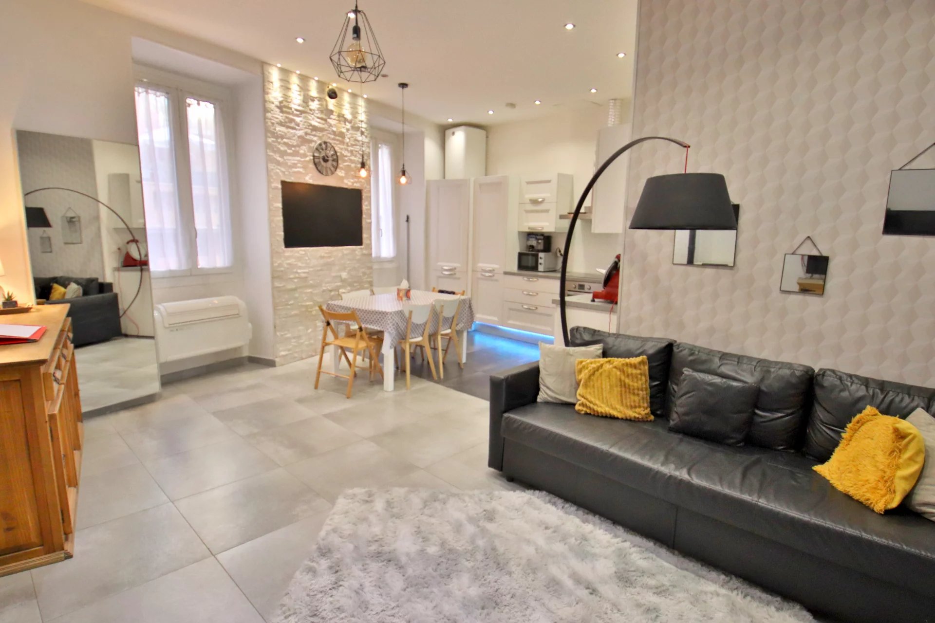 Vente Appartement 77m² 4 Pièces à Nice (06300) - Sesam'Immobilier
