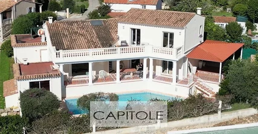 Golfe Juan - 4 BEDROOM VILLA OF  200 sqm with sea view and pool