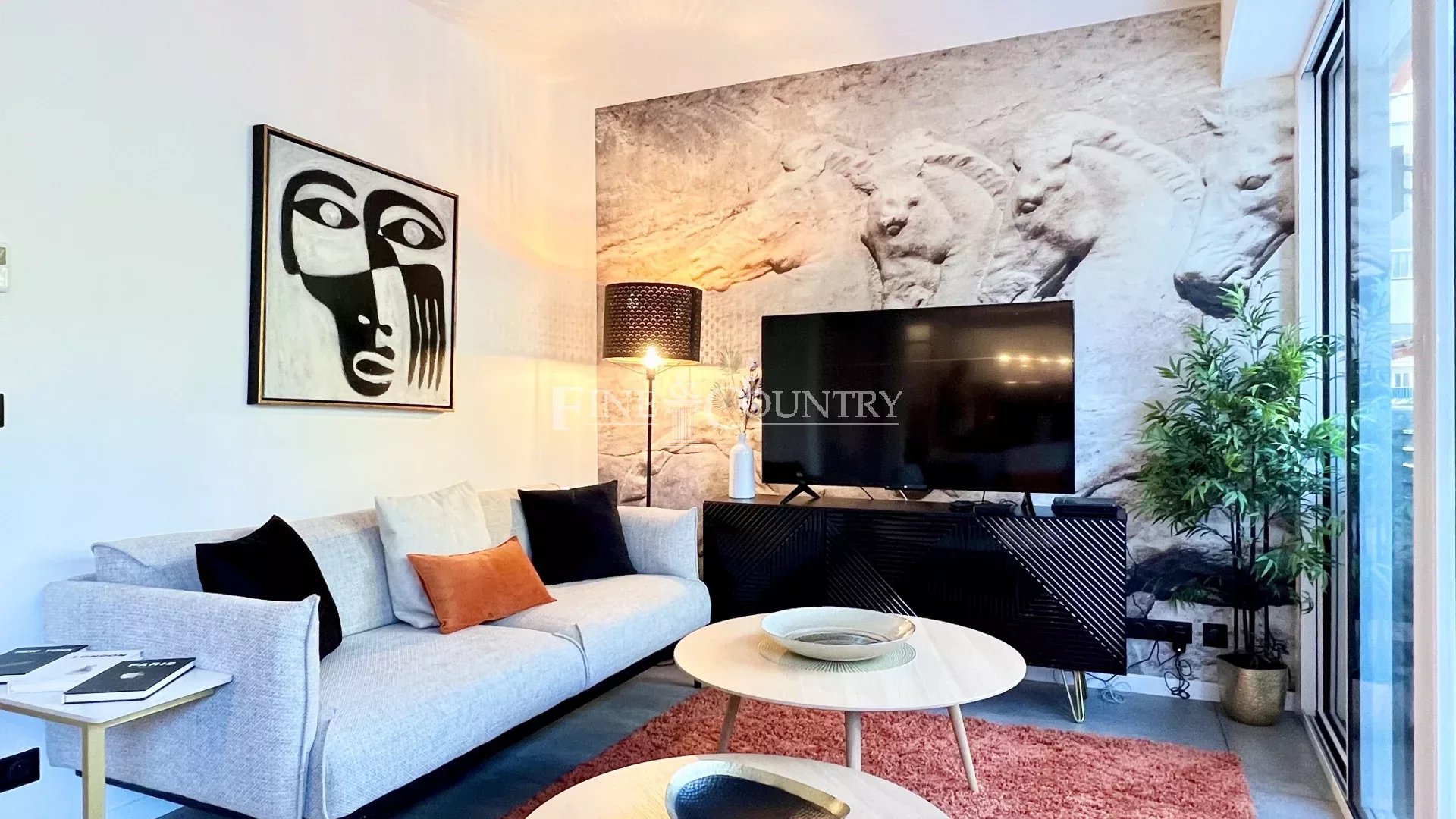 Apartment for sale in Cannes center walking distance Accommodation in Cannes