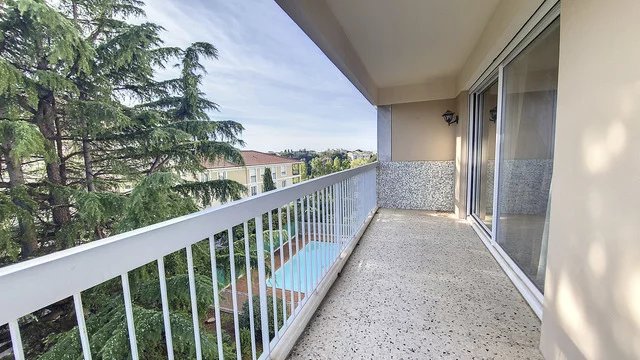 Vente Appartement 73m² 3 Pièces à Antibes (06600) - Capitole Cannes