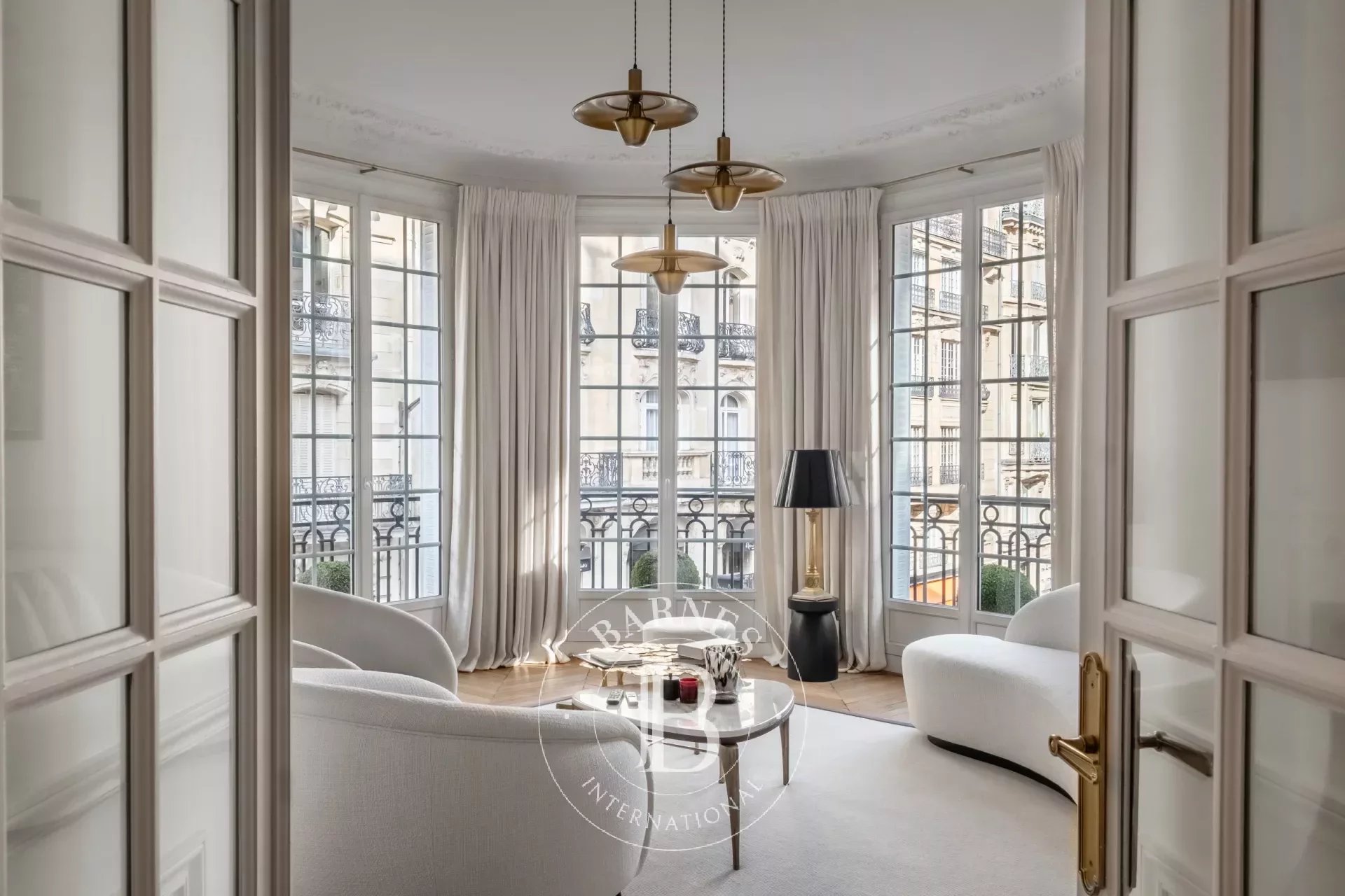 Exclusivité - Paris 6 - Appartement rénové - Saint-Germain-des-Près -  Lumineux - 3 chambres