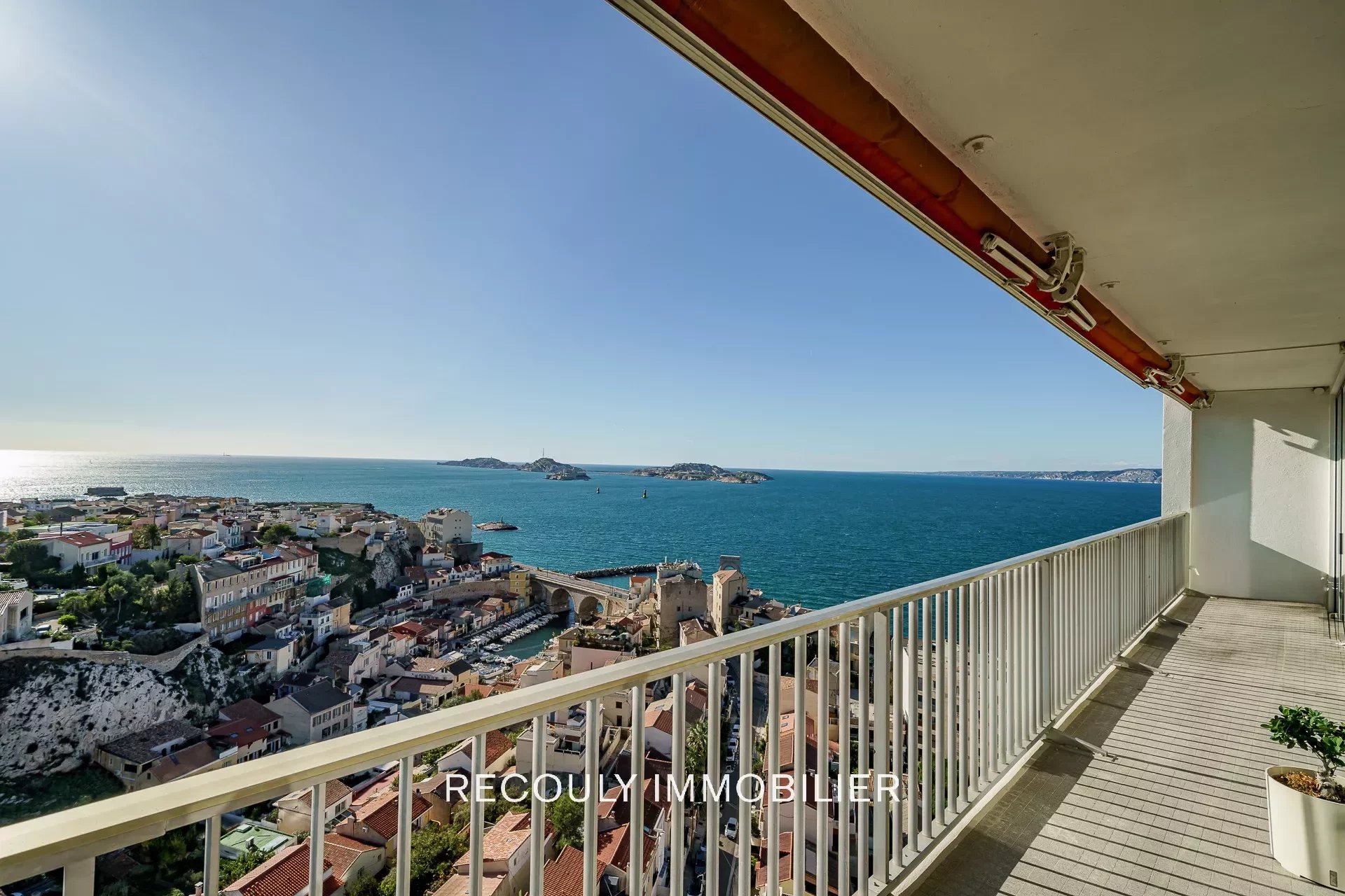 Appartement T4 - Vue panoramique mer - Vallon des Auffes 13007 Marseille