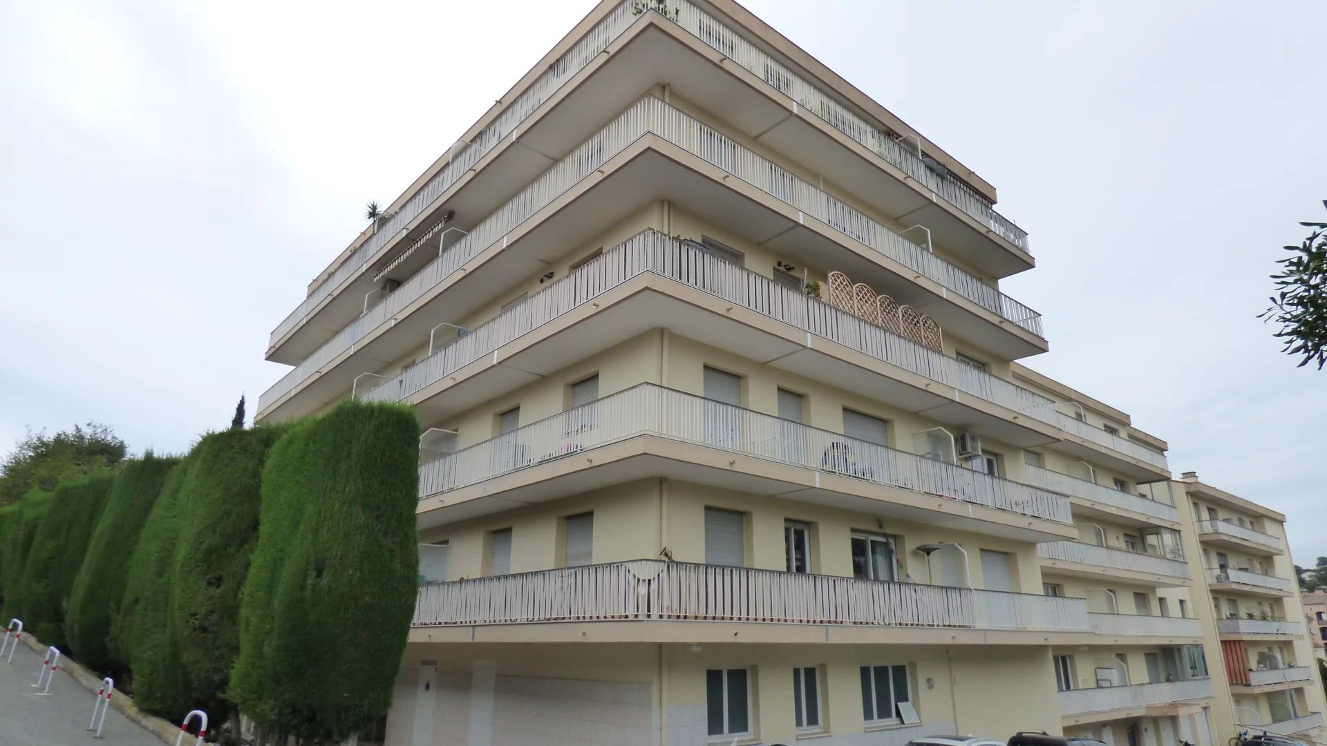 Vente Appartement 77m² 3 Pièces à Vallauris (06220) - Azur Loc Invest