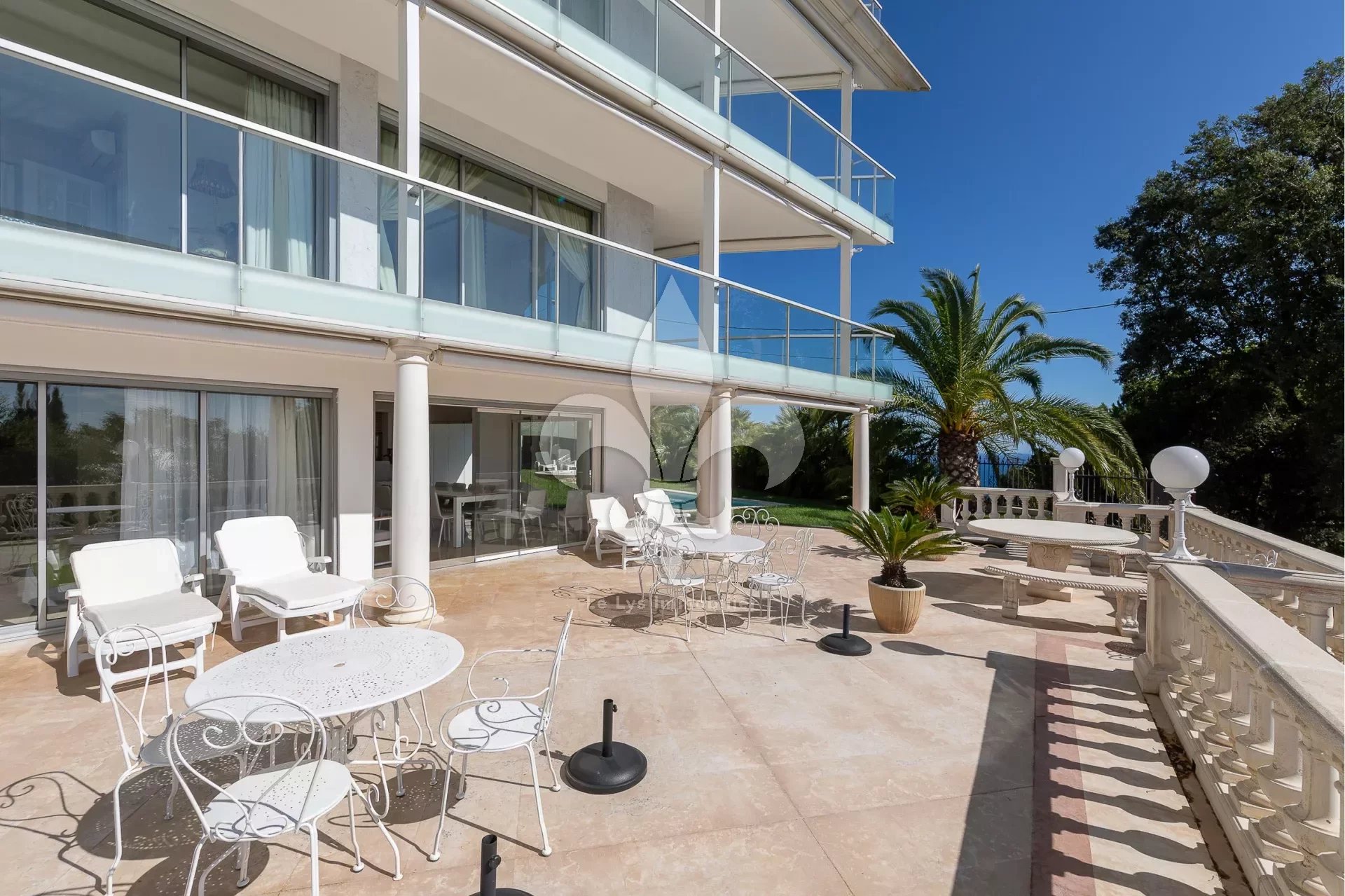 Cannes - Californie : Villa contemporaine avec vue mer panoramique