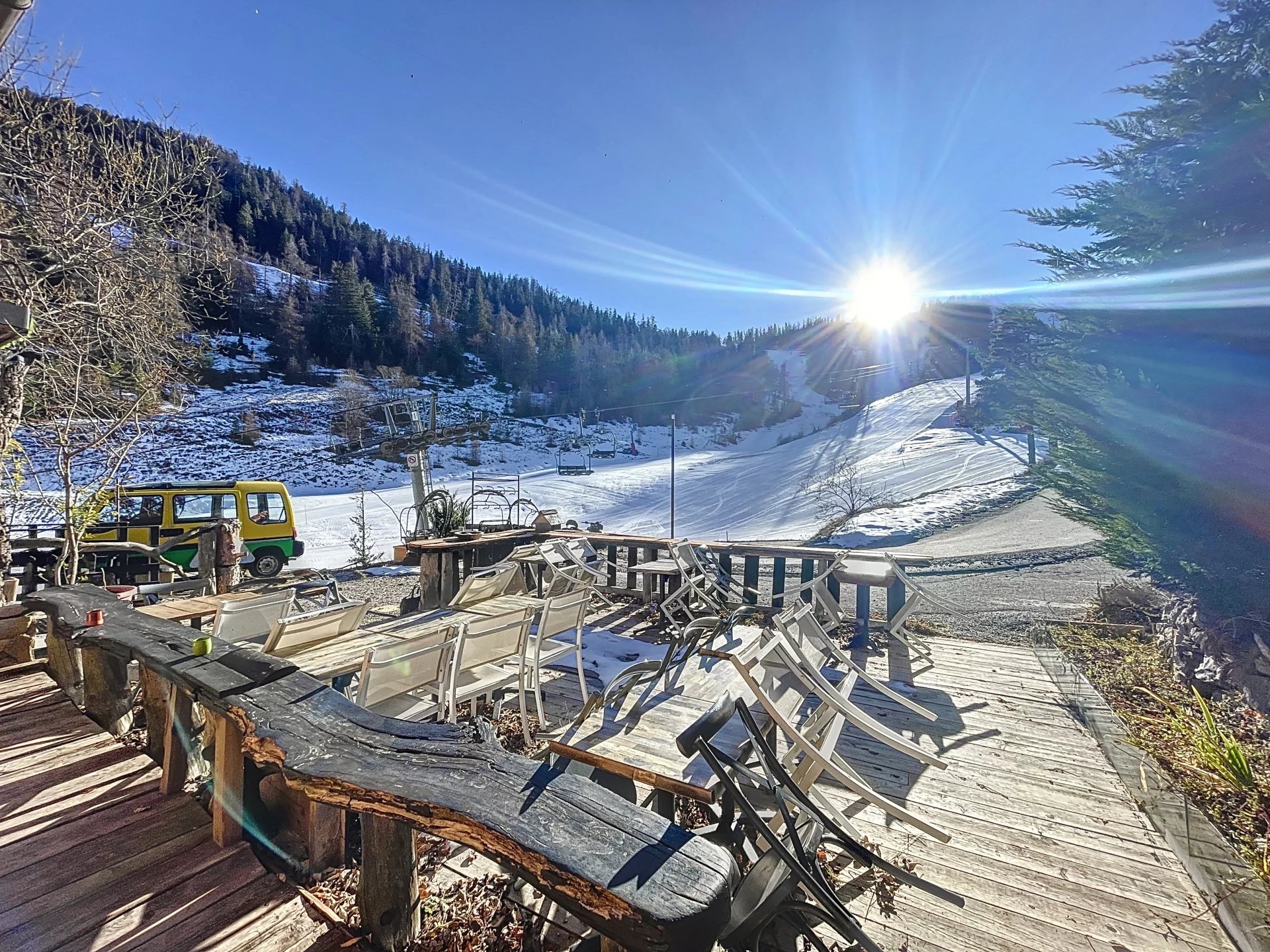 Fonds de commerce, Hôtel-Restaurant sur pistes de ski La Colmiane.