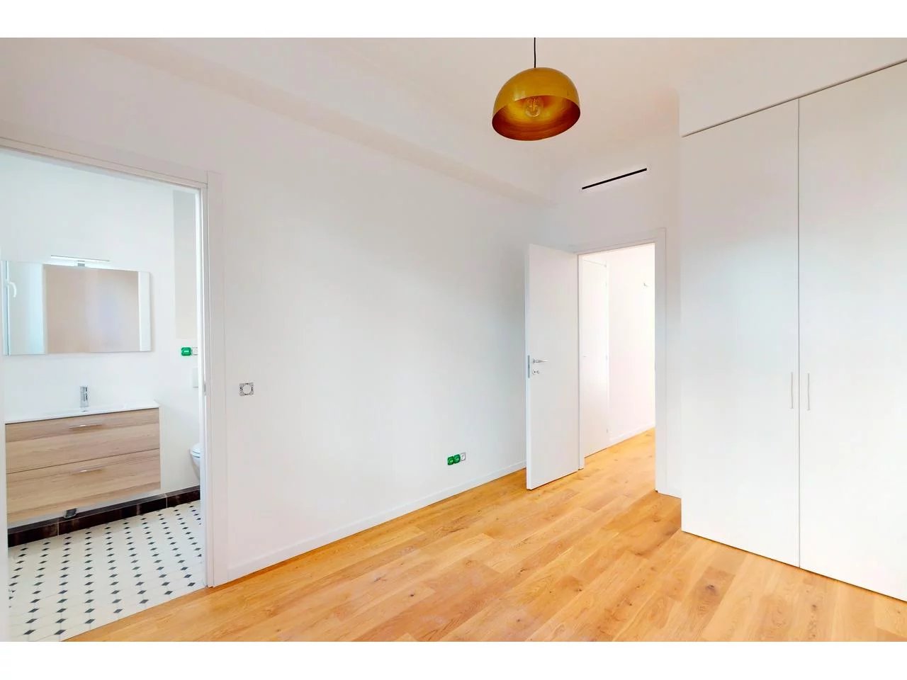 Appartement  3 Rooms 78.59m2  for sale   595 000 €