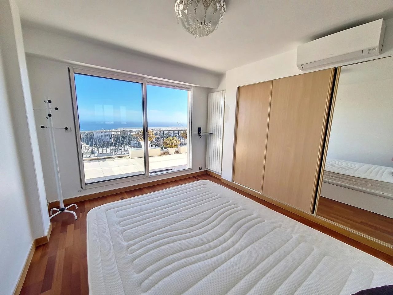 Appartement  3 Rooms 85.17m2  for sale   980 000 €