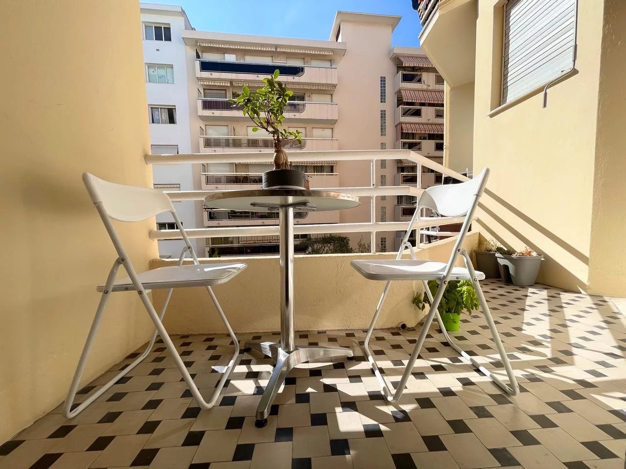 Appartement  2 Rooms 41.19m2  for sale   295 000 €