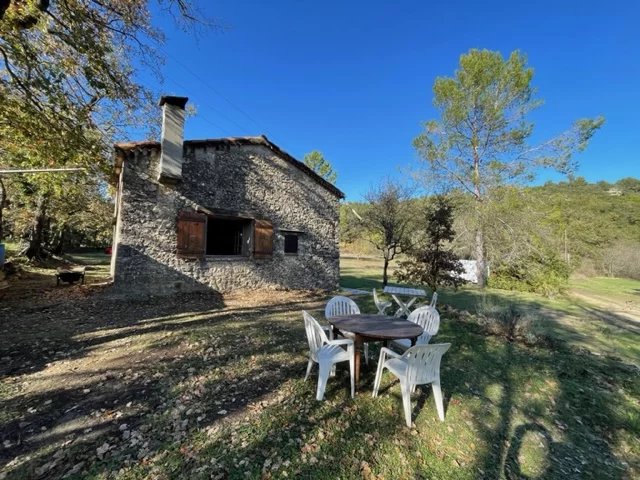 Maison  en pierres sur 14.563 m2 de terrain Figanières