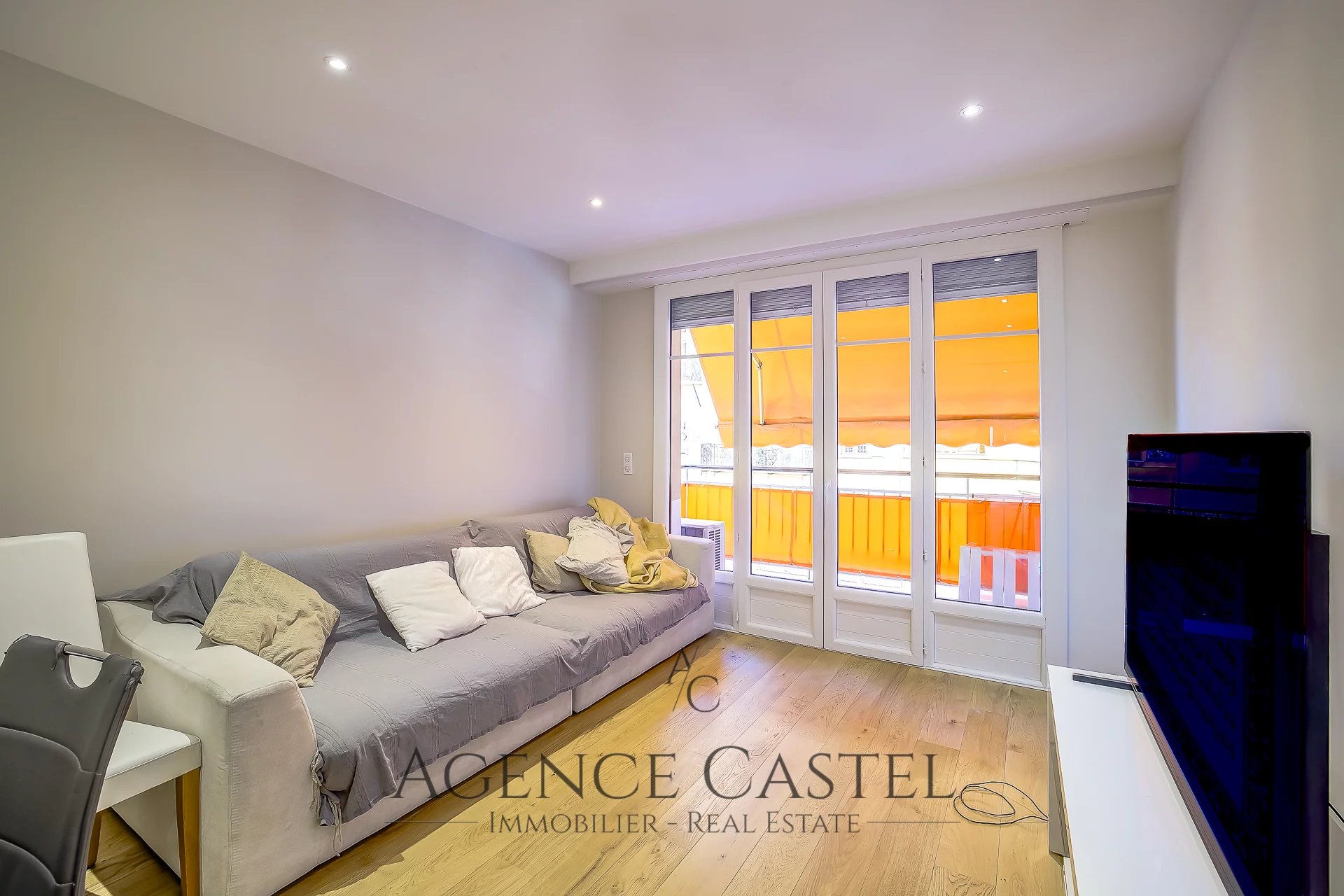 Vente Appartement 54m² 2 Pièces à Nice (06300) - Agence Castel