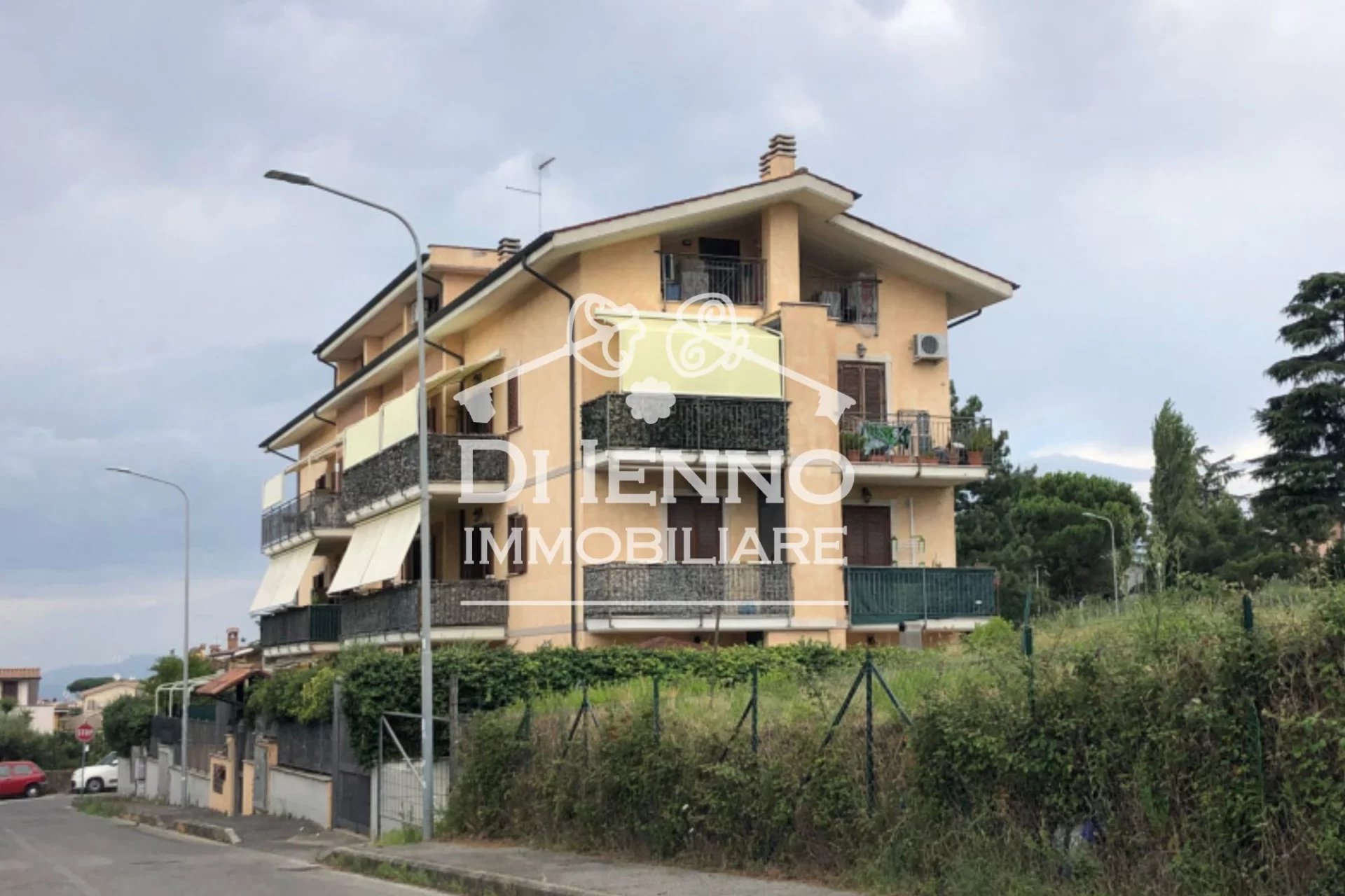 Sale Apartment Mentana