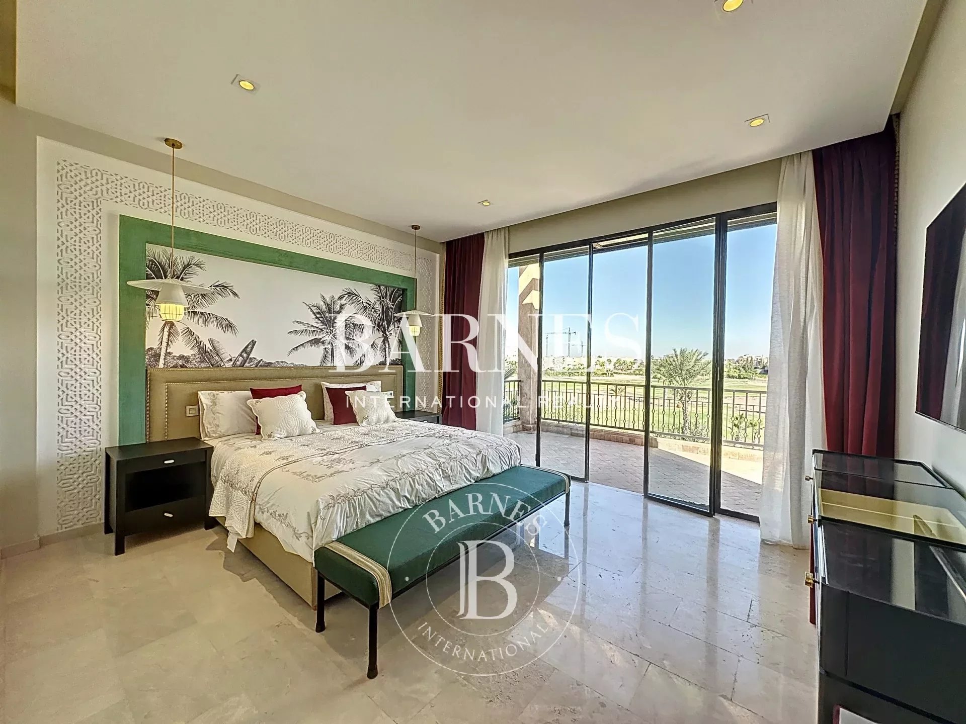 villa de 4 suites en front de golf style Marocain épuré - picture 16 title=