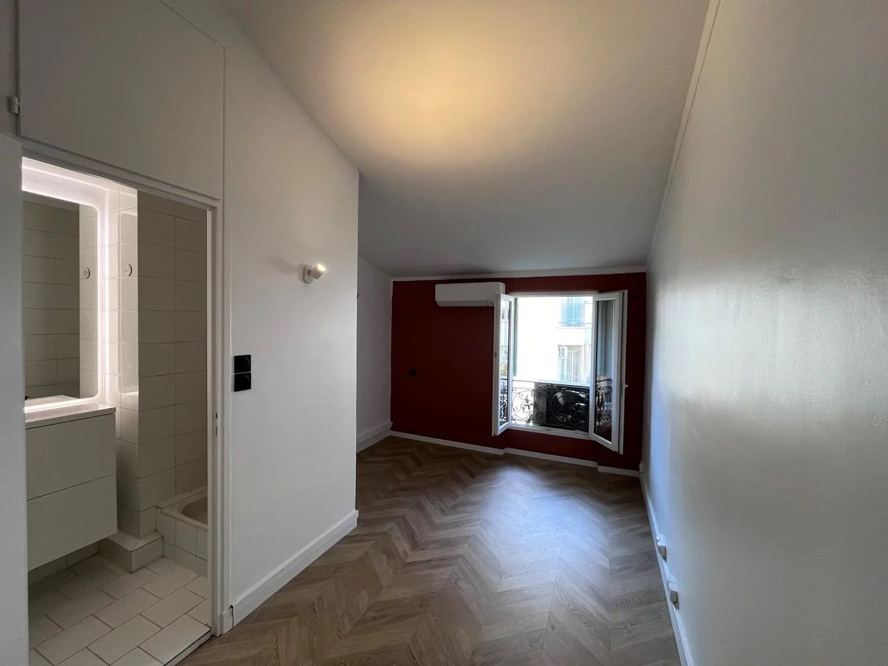 Appartement  1 Rooms 14.6m2  for sale   109 000 €