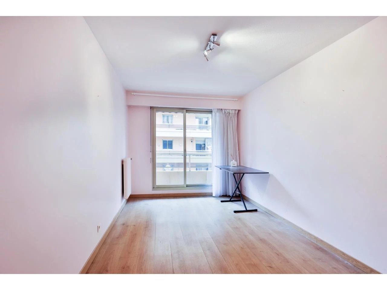 Appartement  3 Rooms 81.11m2  for sale   410 000 €