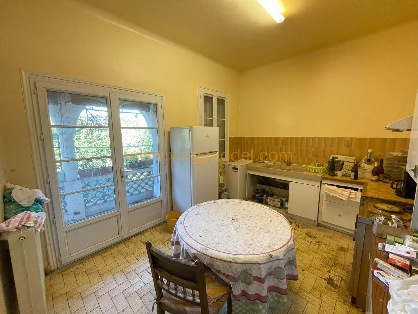 Ref. 9293 OCCUPIED VIAGER (LIFE ANNUITY), MOUGINS (06)