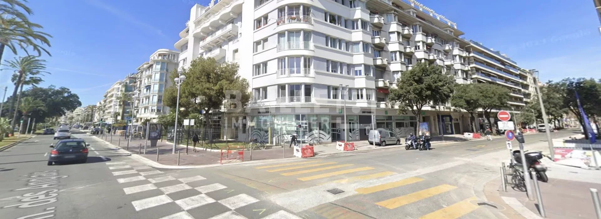 Local 28 M2 Nice Emplacement N°1 Promenade des Anglais