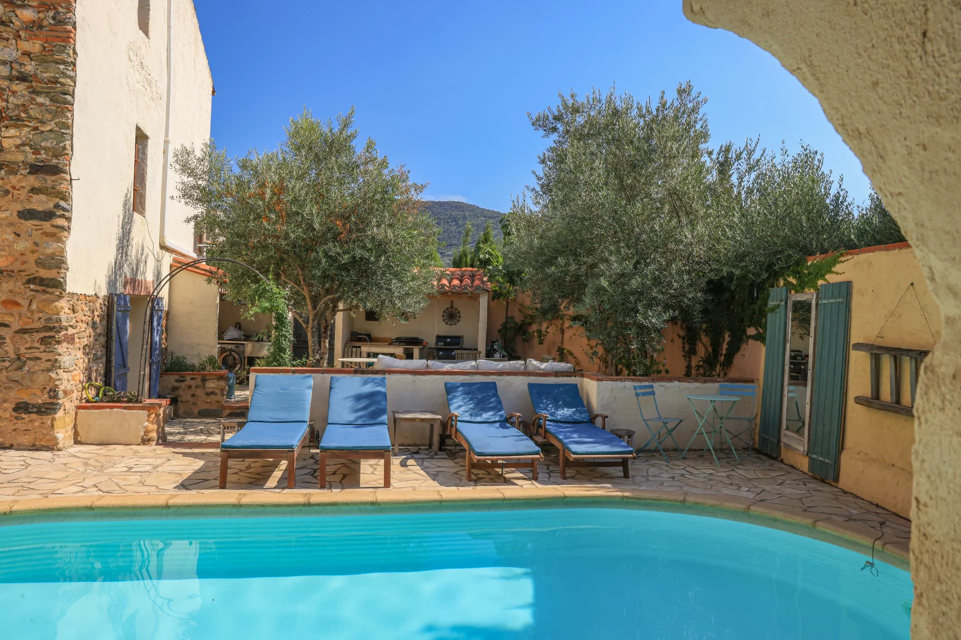 BEAUTIFUL FARMHOUSE (ANCIENT MONASTERY) WITH POOL, ILLE SUR TET