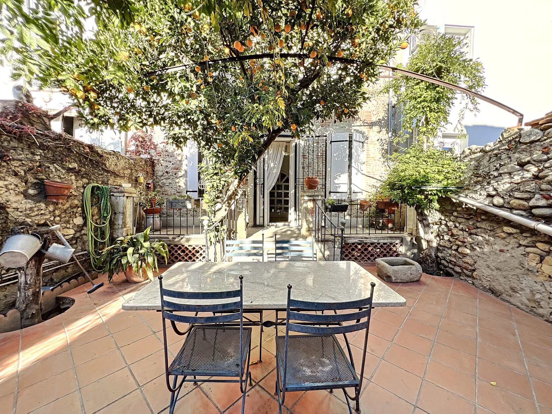 CHARACTER HOUSE WITH GARDEN, CLOSE TO PERPIGNAN