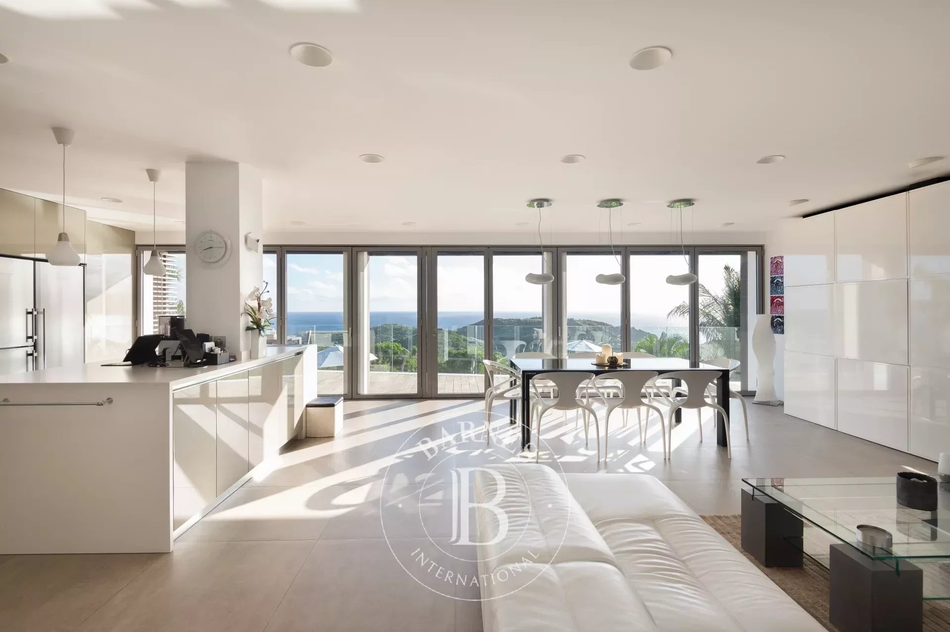 4 -Bedroom Villa in St.Barths - picture 8 title=
