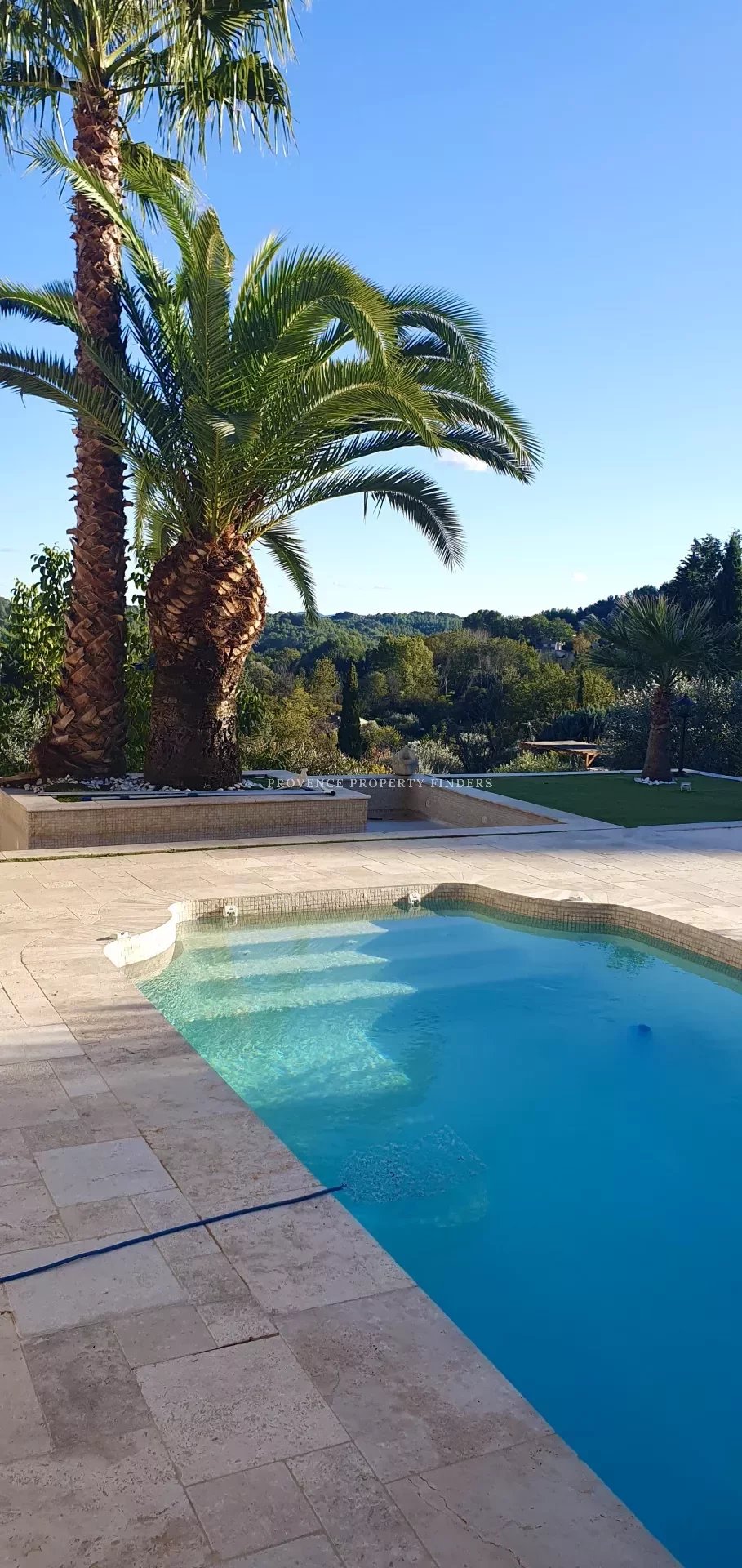 Provence, Villa with a view of Flayosc