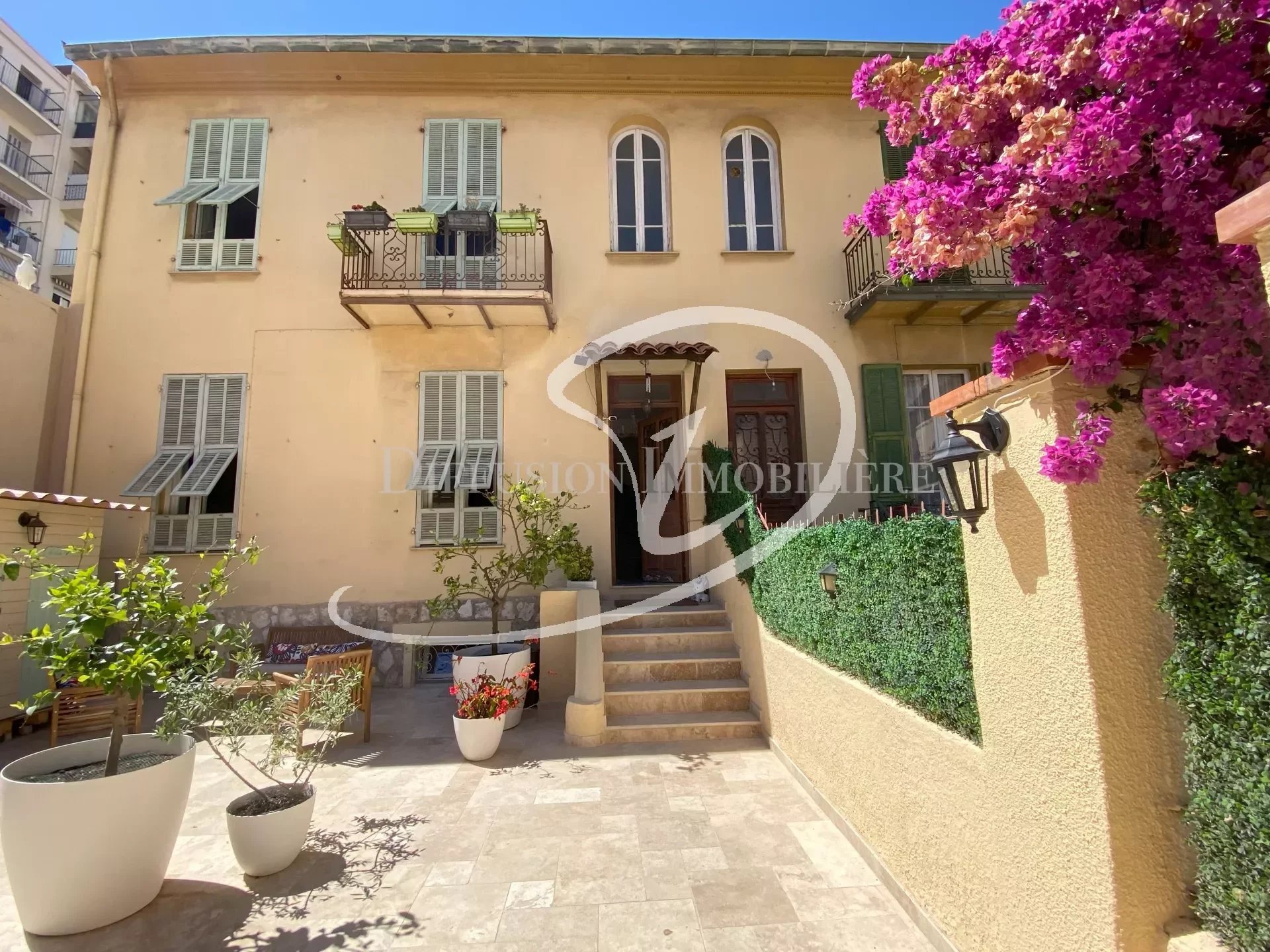 Vente Maison 160m² 5 Pièces à Nice (06200) - Diffusion Immobiliere