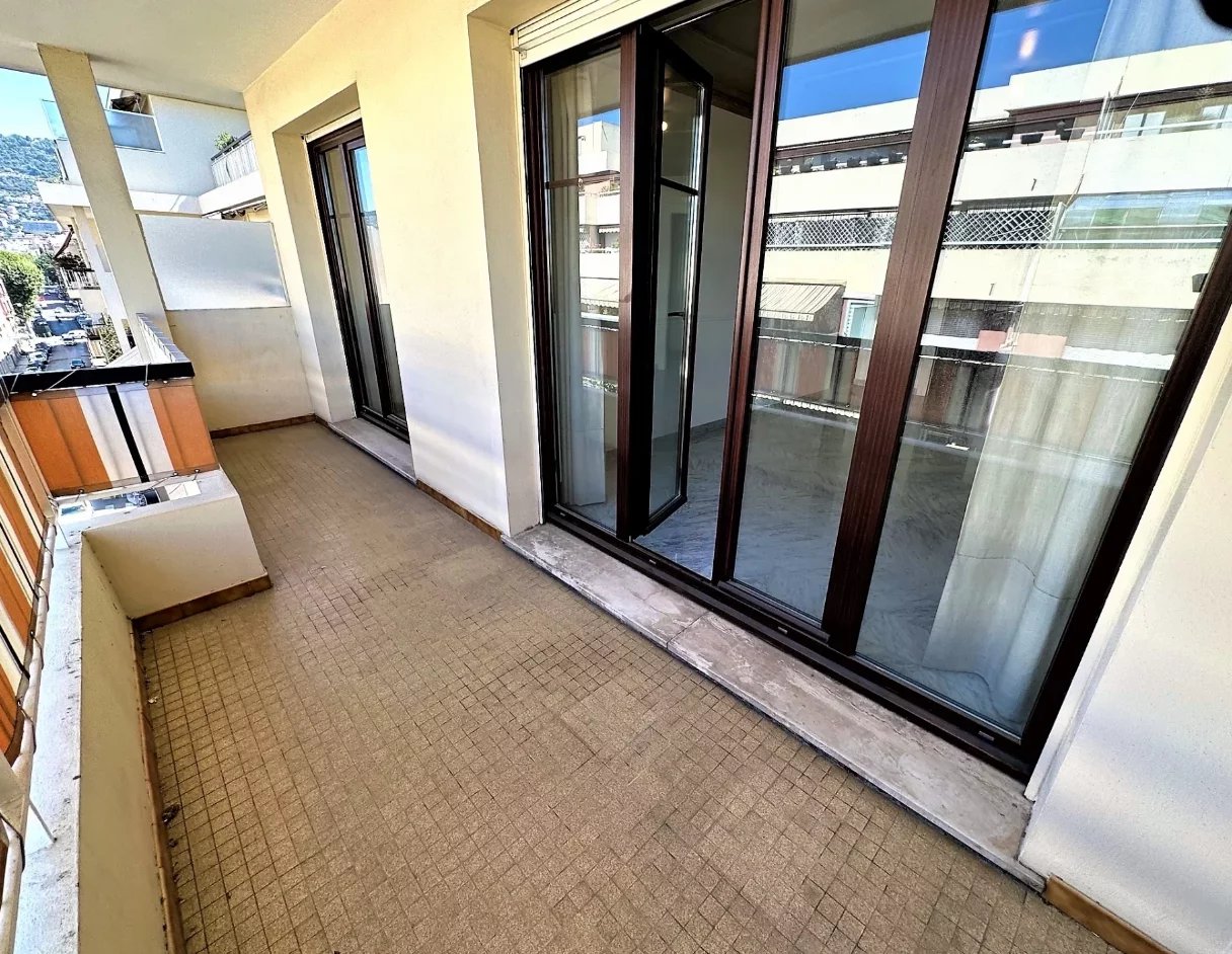Vente Appartement 70m² 3 Pièces à Nice (06000) - Primo L'Immo Europeenne