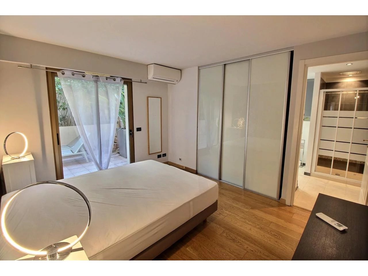Appartement  2 Rooms 44.47m2  for sale   450 000 €