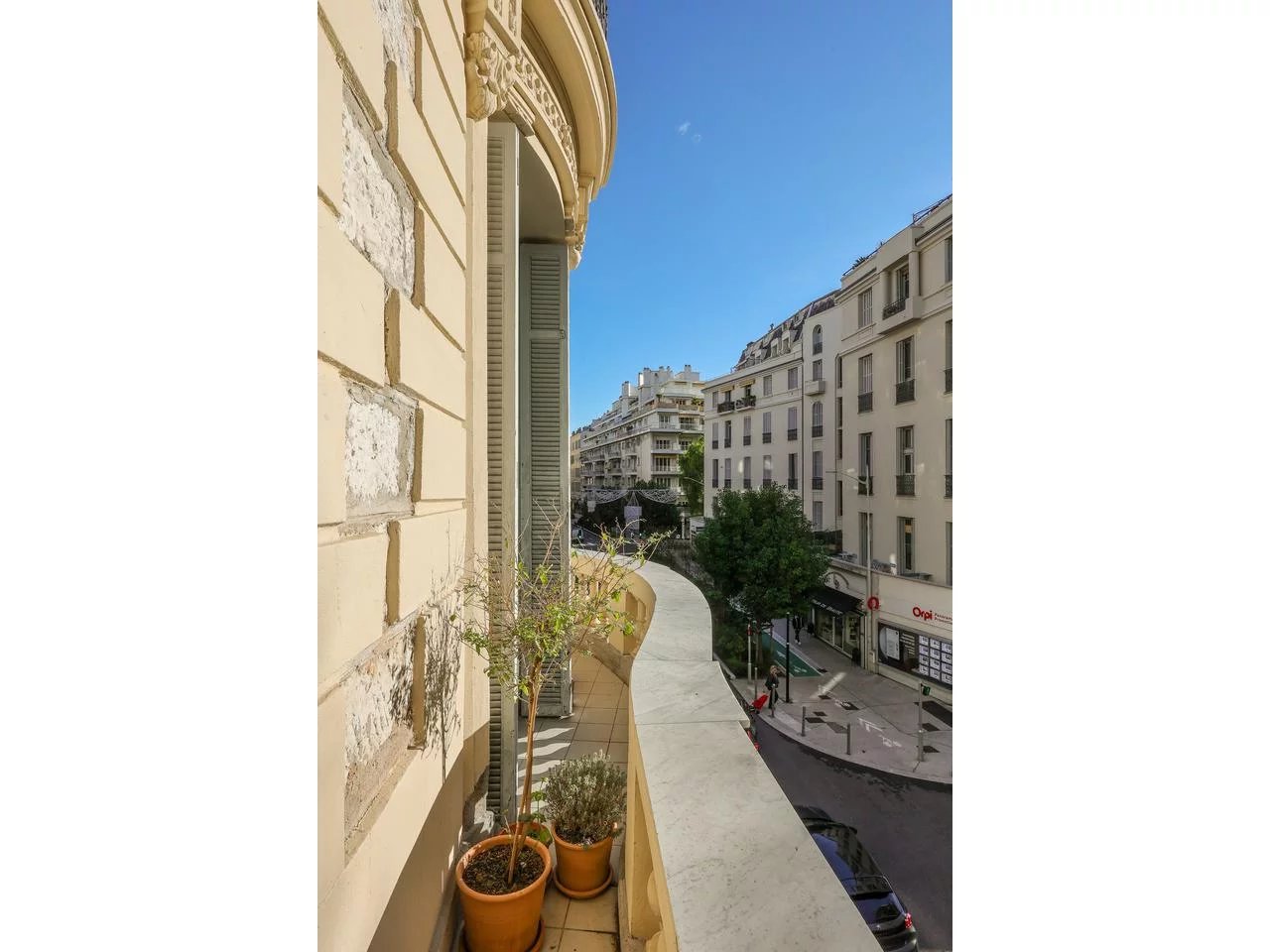 Appartement  4 Rooms 115m2  for sale  1 190 000 €