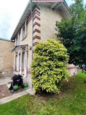 Maison - CHANTILLY BOIS SAINT DENIS -  1980 €