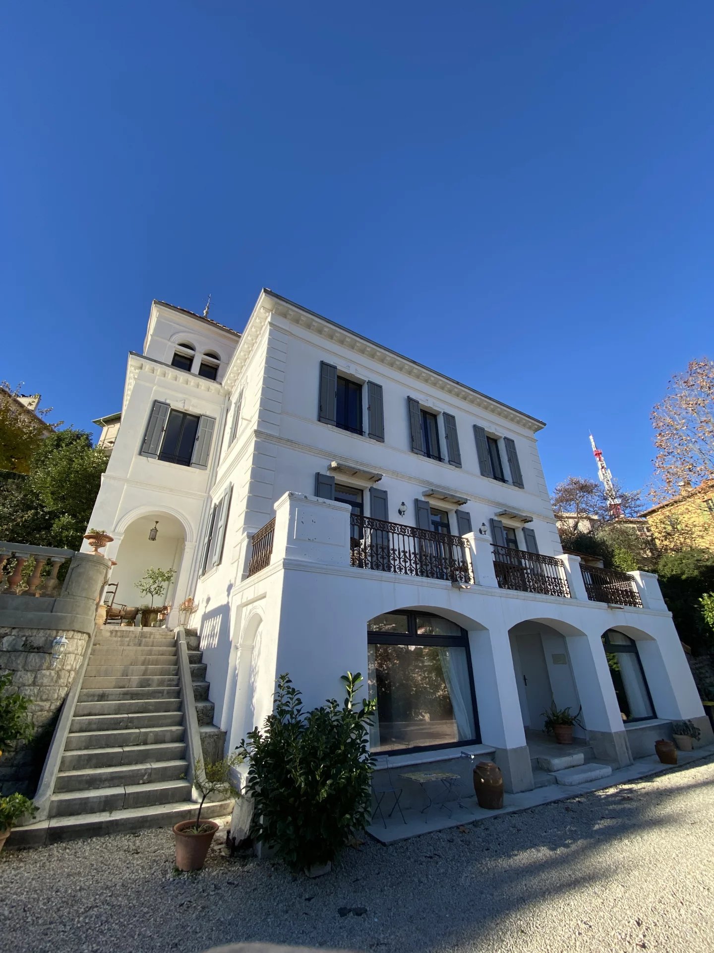 Vente Maison 240m² à Grasse (06130) - Agenc'Immo Internationale