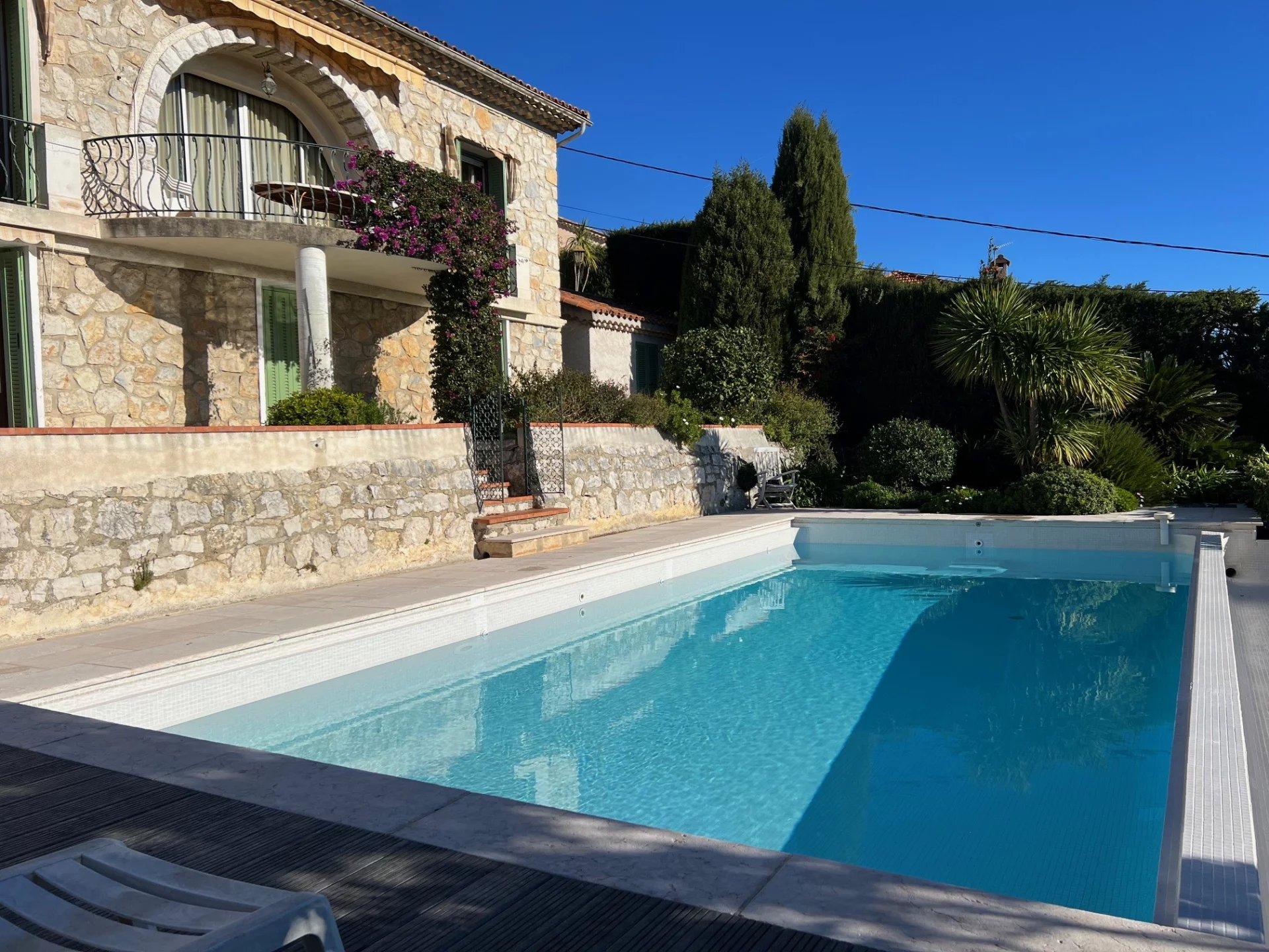Vence in residential area close to the city center