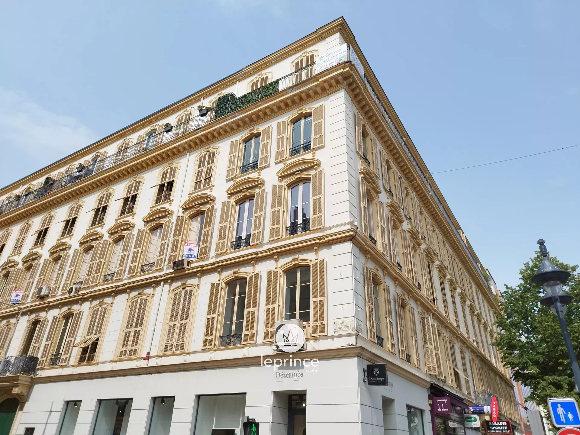 Nice Centre ville - Immeuble XIXe siècle - 6 Pièces 160m2 - A rénover