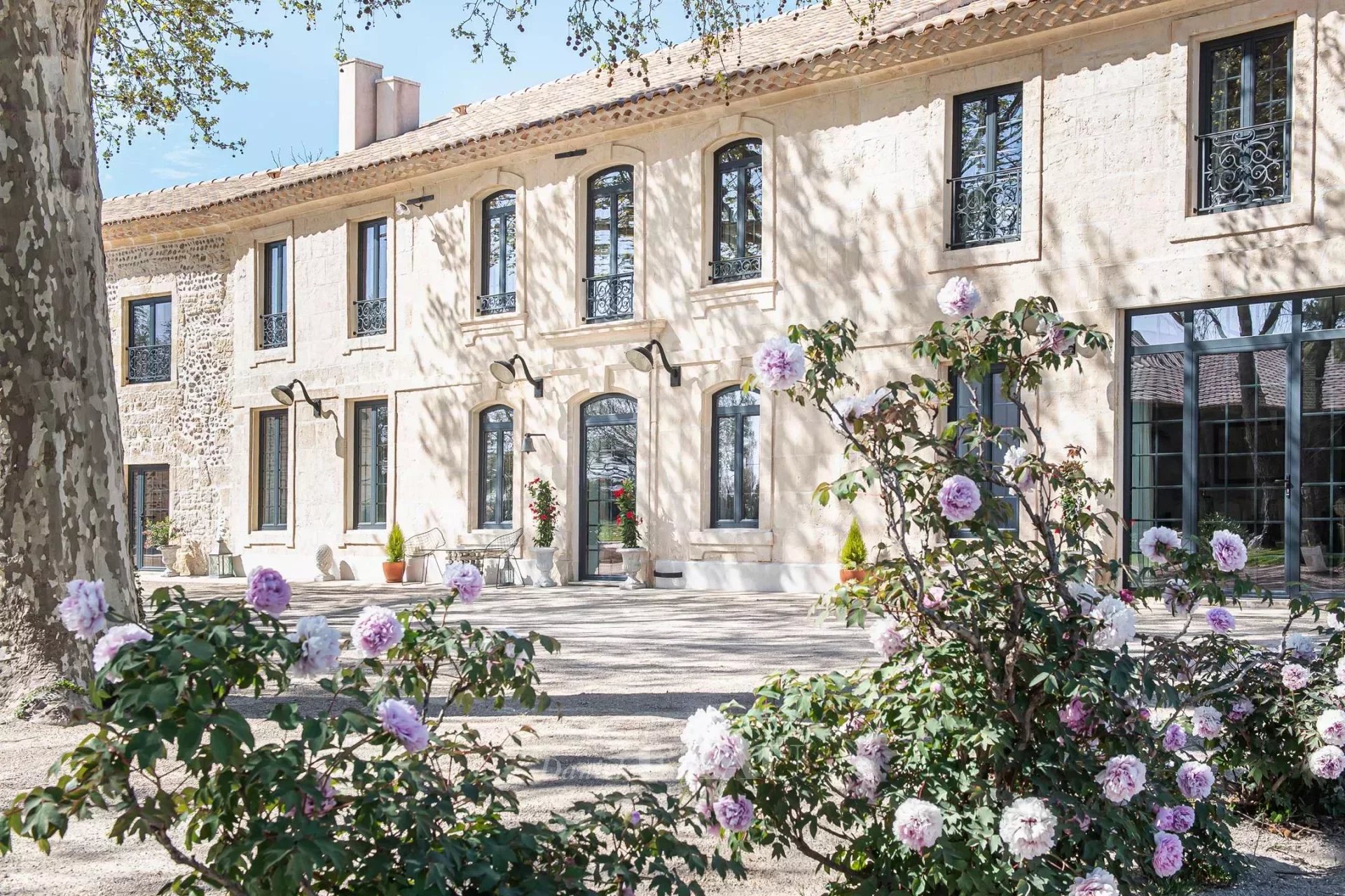 A renovated property near Arles  Sleeps 10