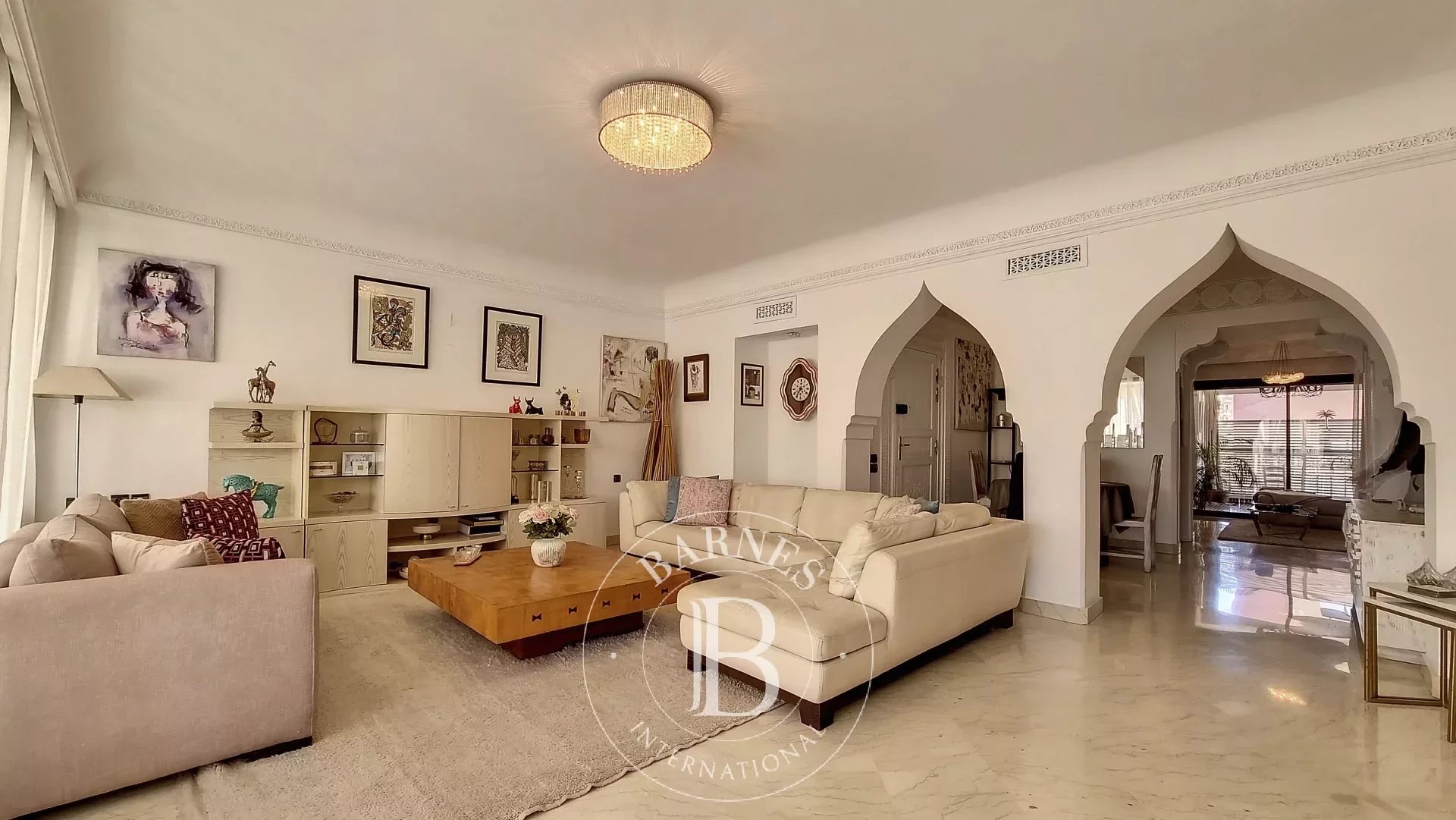 Bright apartment for sale just steps away from the Majorelle Garden in Marrakech