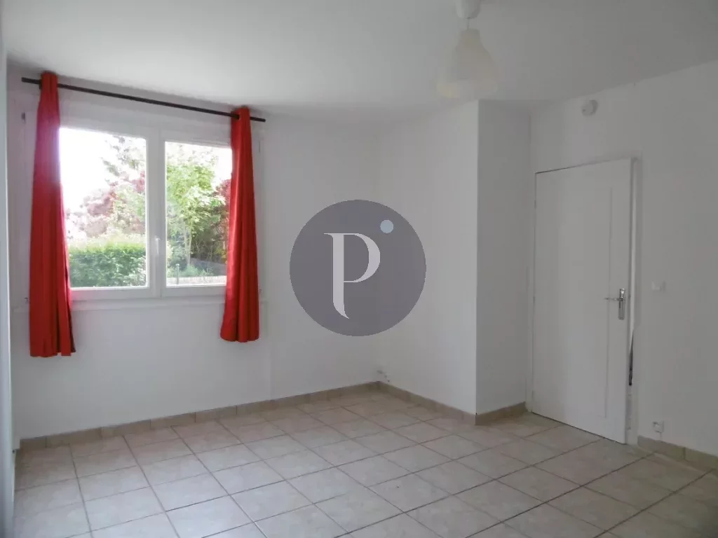 location-appartement-1-piece-le-plessis-robinson-83867516