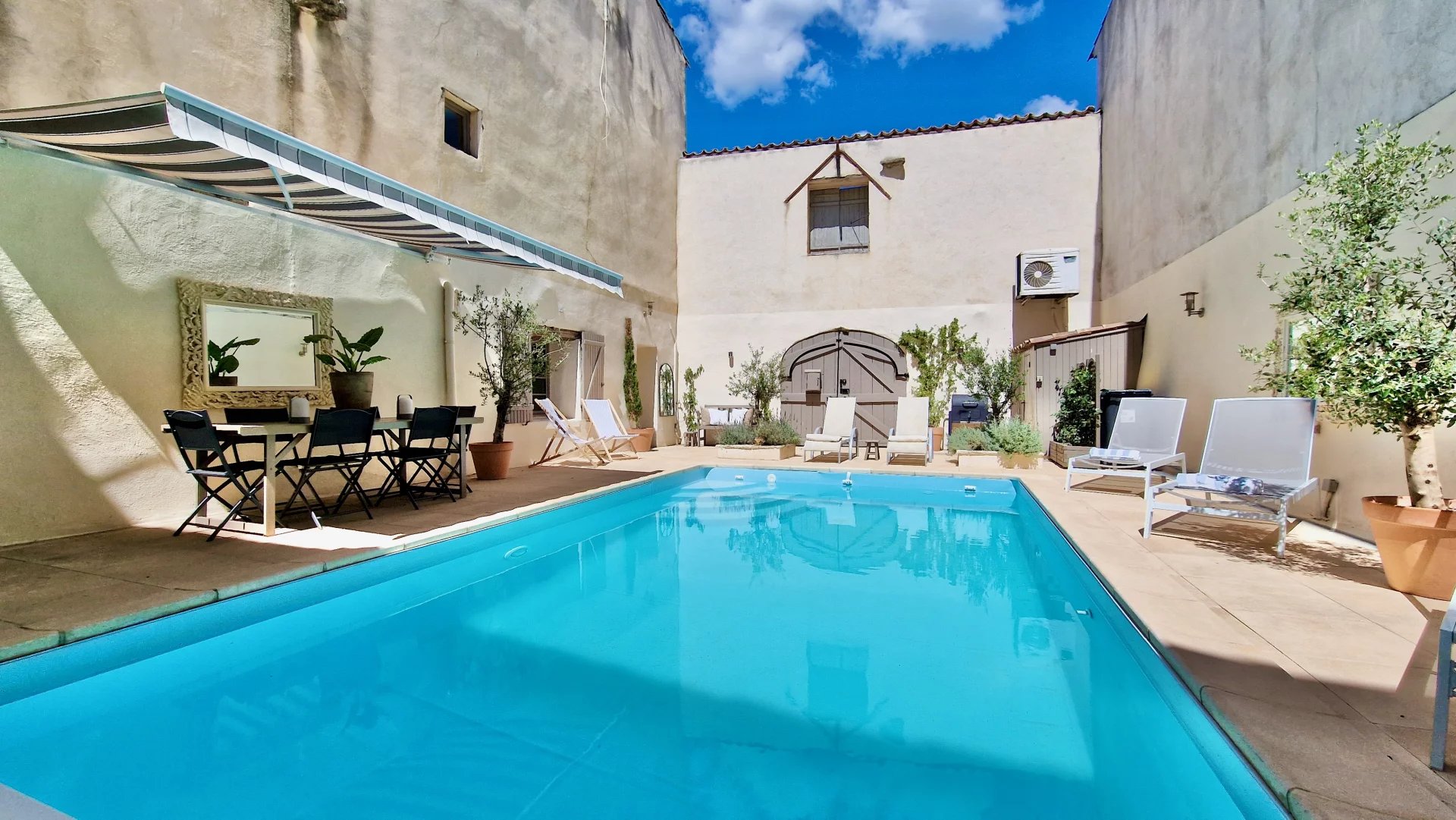 Vente Maison 220m² 8 Pièces à Pouzolles (34480) - Languedoc Property Finders