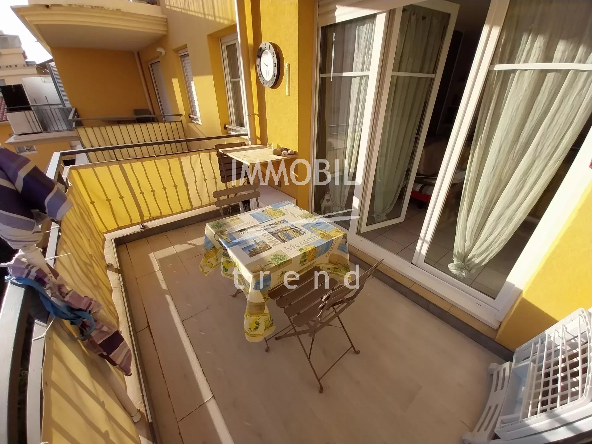 MENTON TOWN CENTRE - Lovely one bedroom apartment with terrace  in a recent building
