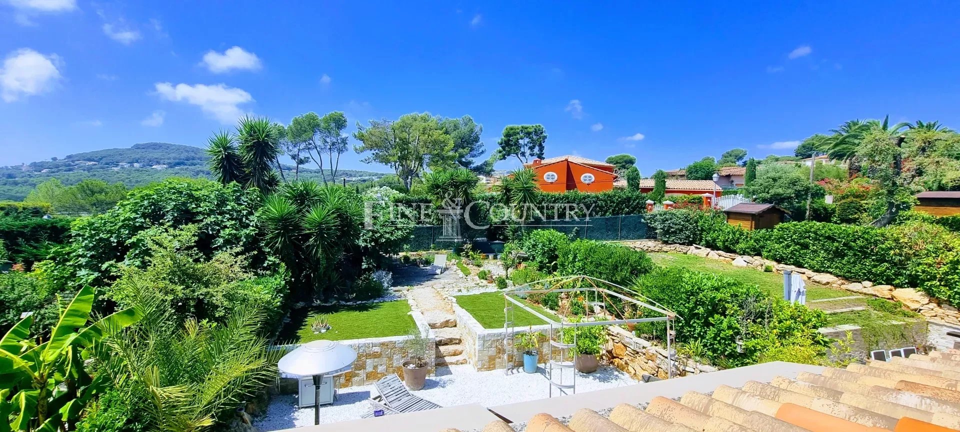 House for sale in Hills of Antibes Accommodation in Cannes