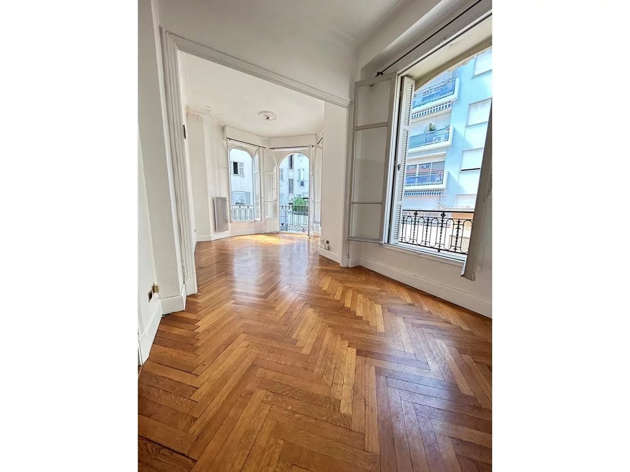 Appartement  2 Rooms 55m2  for sale   250 000 €
