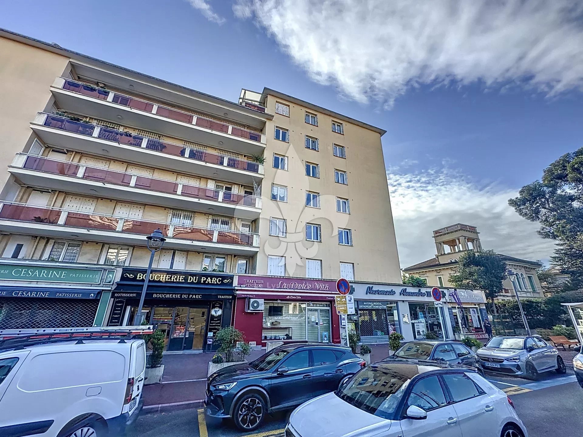 Cannes - Alexandre III: 3-room bourgeois duplex apartment