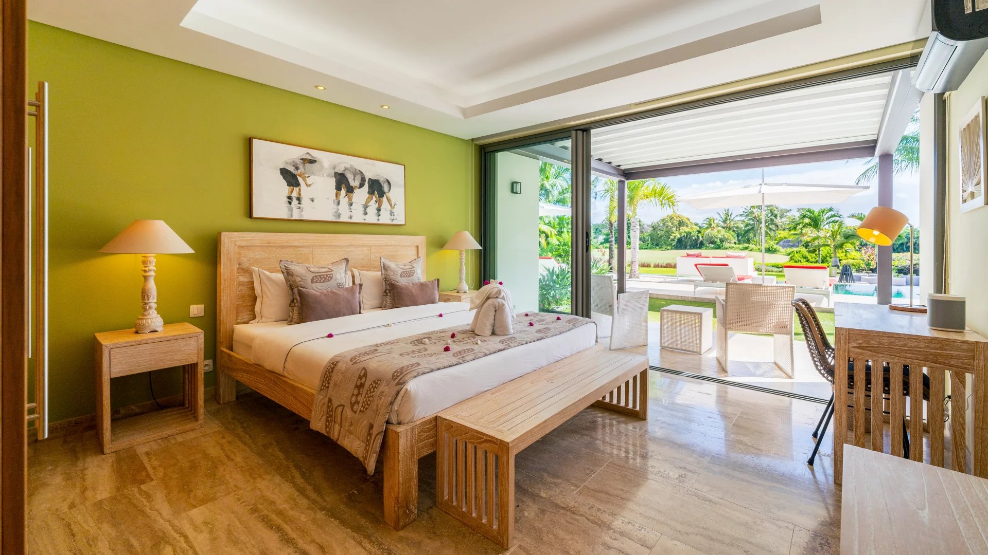 BEAU CHAMP - Sumptuous villa on the golf course - 4 bedrooms - picture 16 title=
