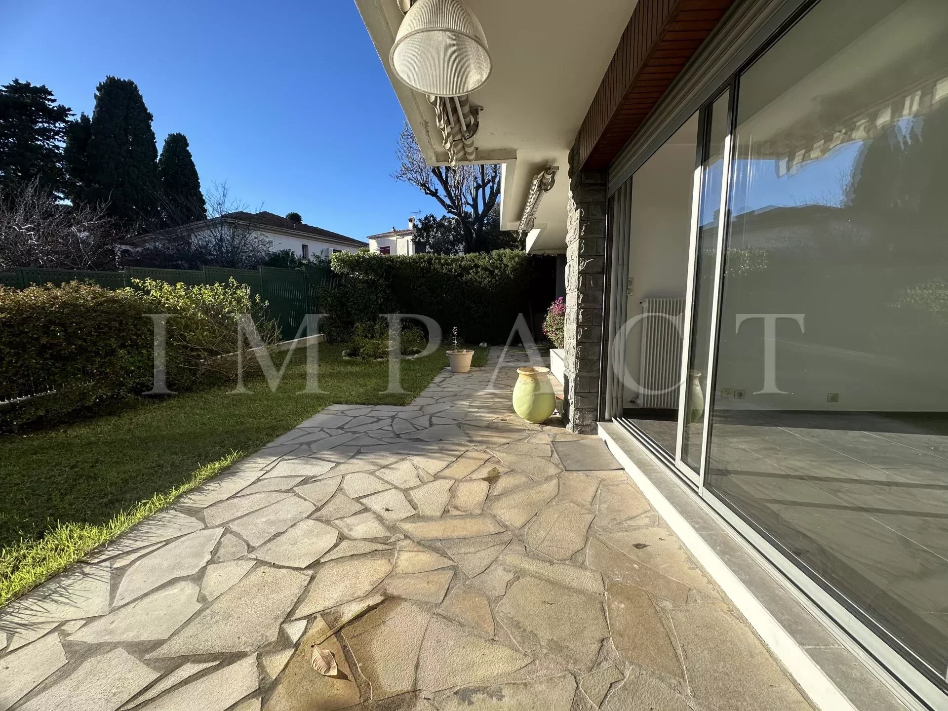 LE CANNET FOR SALE apartment with private garden