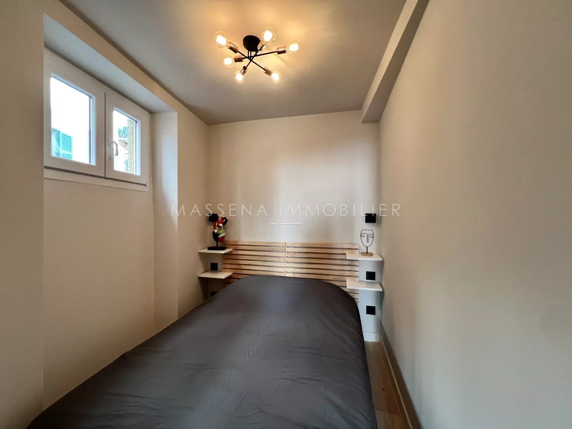 Nice Carré d'or - One bedroom appartement with balcony