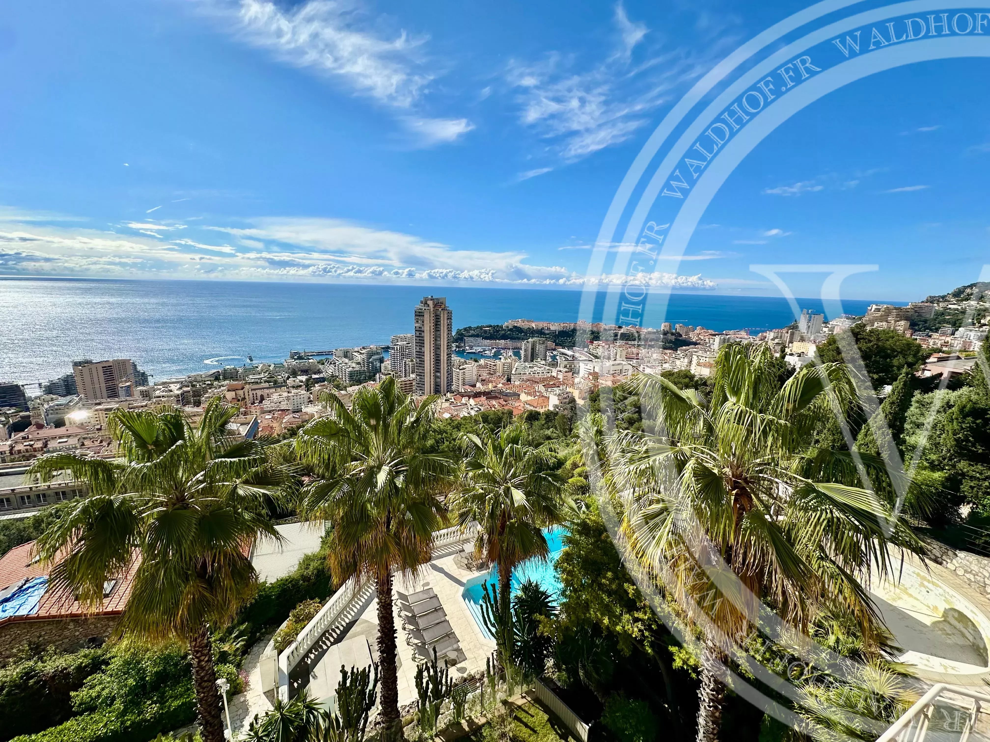 Appartement de 4 chambres éblouissant avec vue panoramique sur la mer et Monaco à Beausoleil