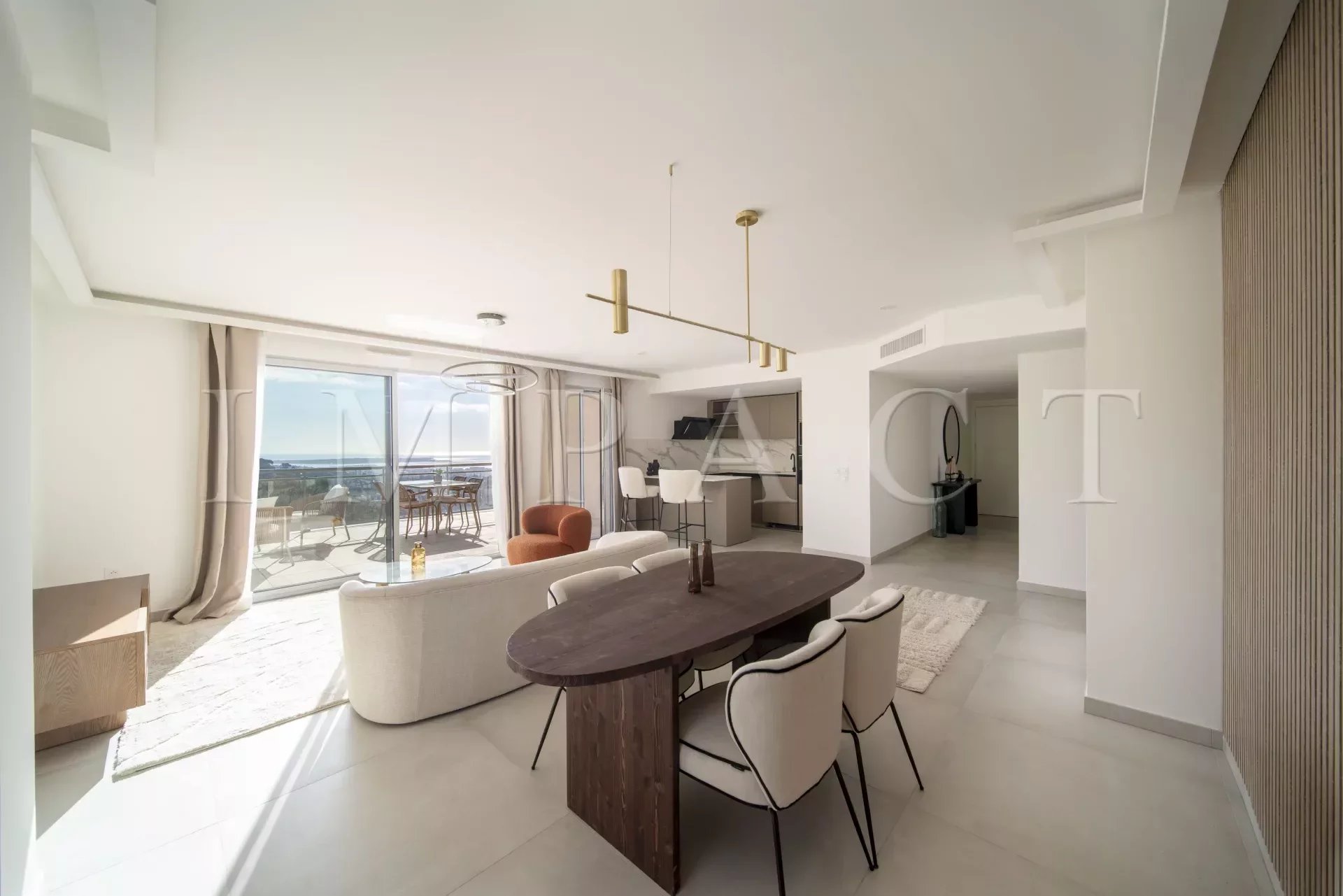 Le Cannet sea view apartment for sale 